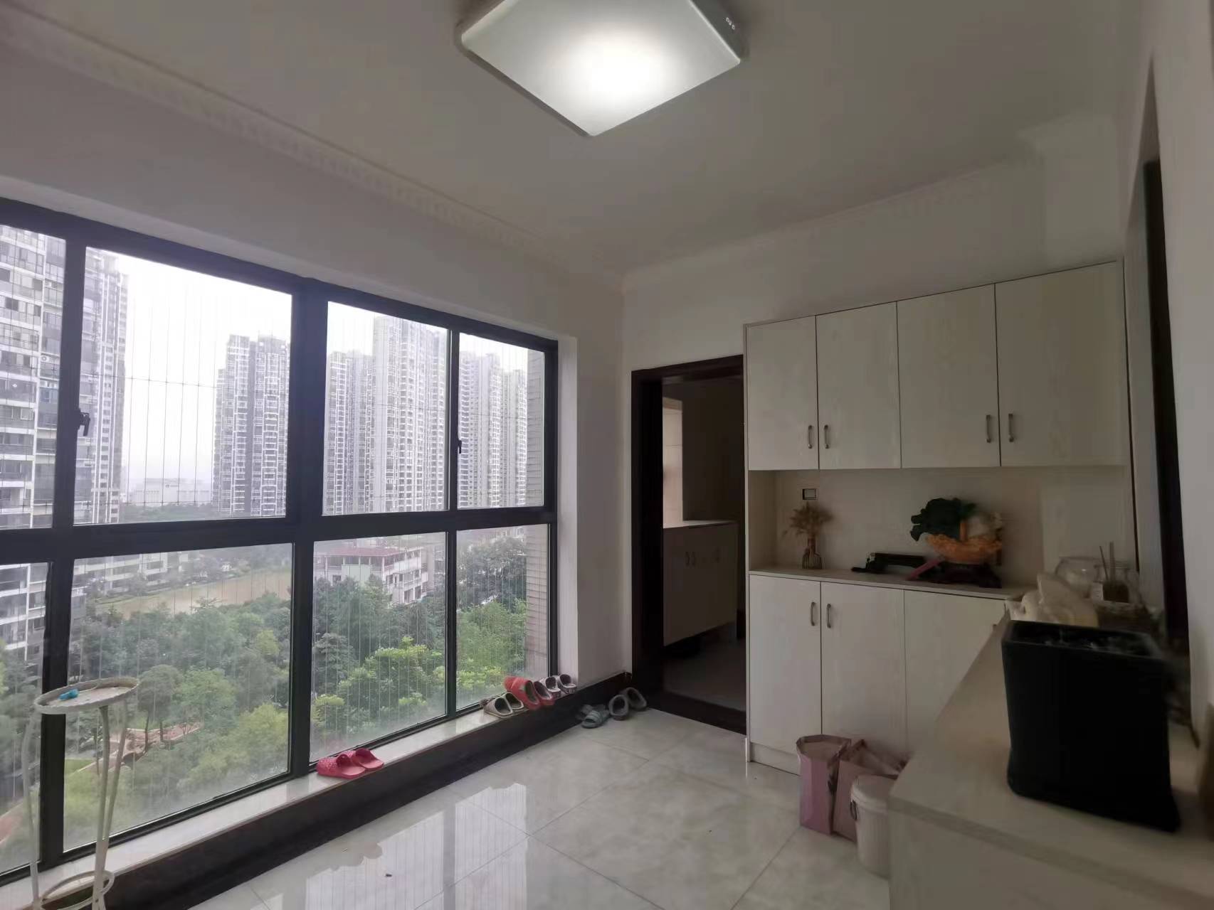 美的城一期 4室2厅2卫 66.0万 美的城一期 4室2厅2卫 66.0万室内图