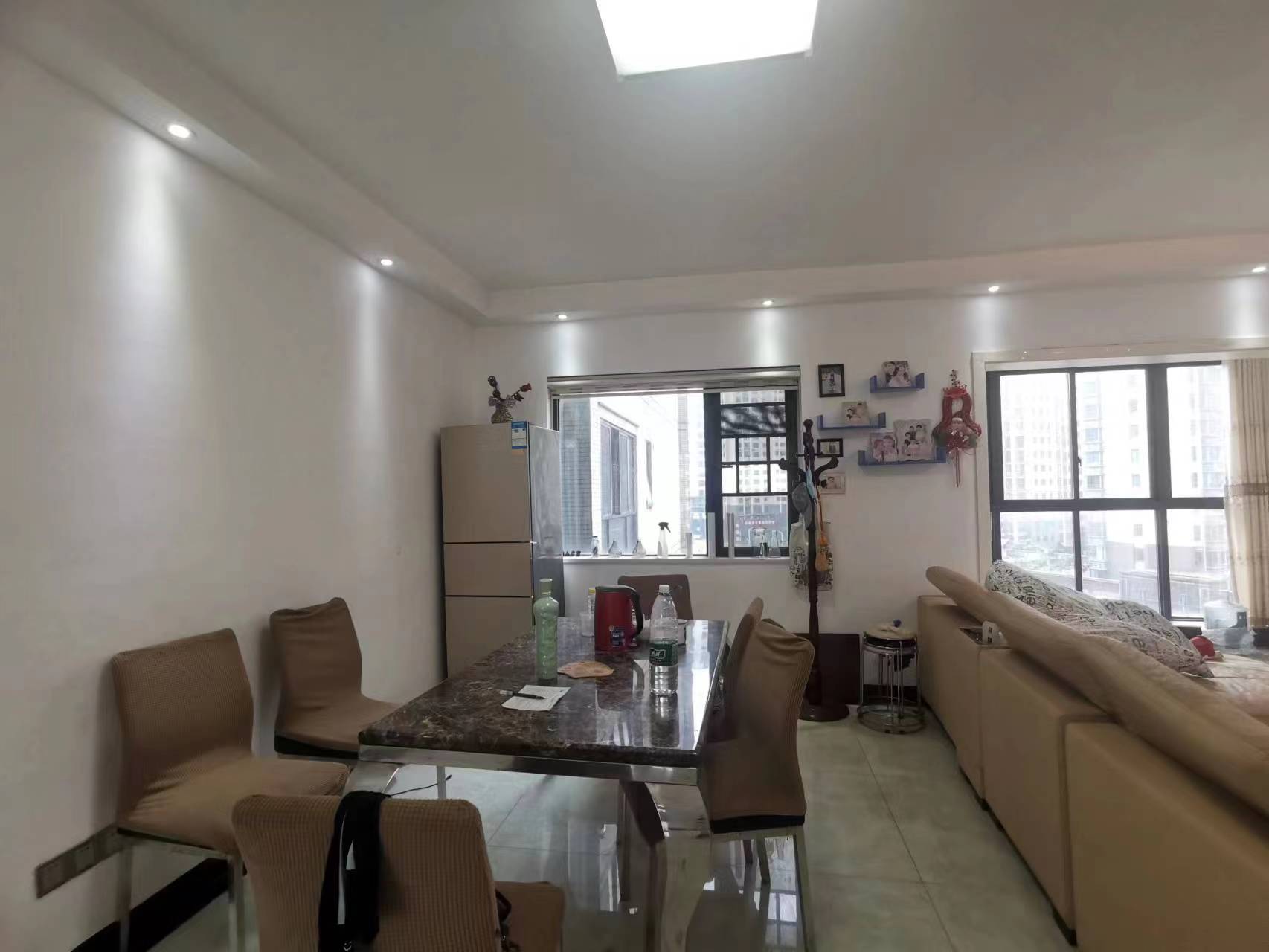 美的城一期 4室2厅2卫 66.0万 美的城一期 4室2厅2卫 66.0万室内图