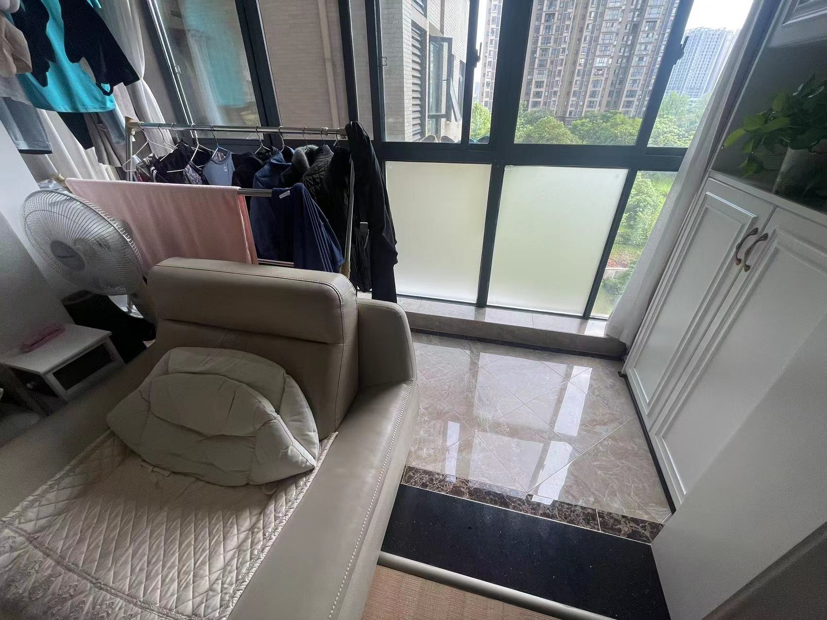 中建御山和苑 3室2厅1卫 72.0万 中建御山和苑 3室2厅1卫 72.0万室内图