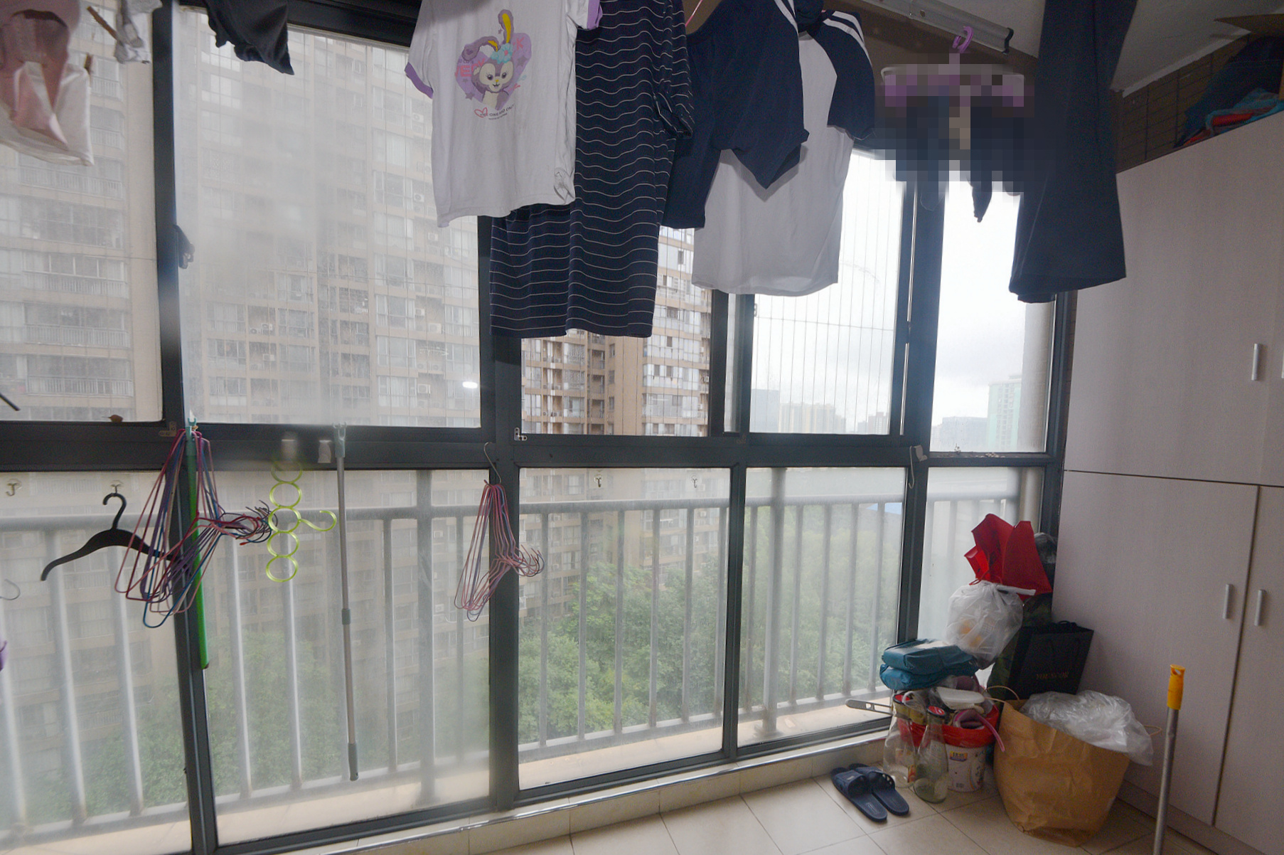 万博汇  3室2厅2卫    198.0万阳台