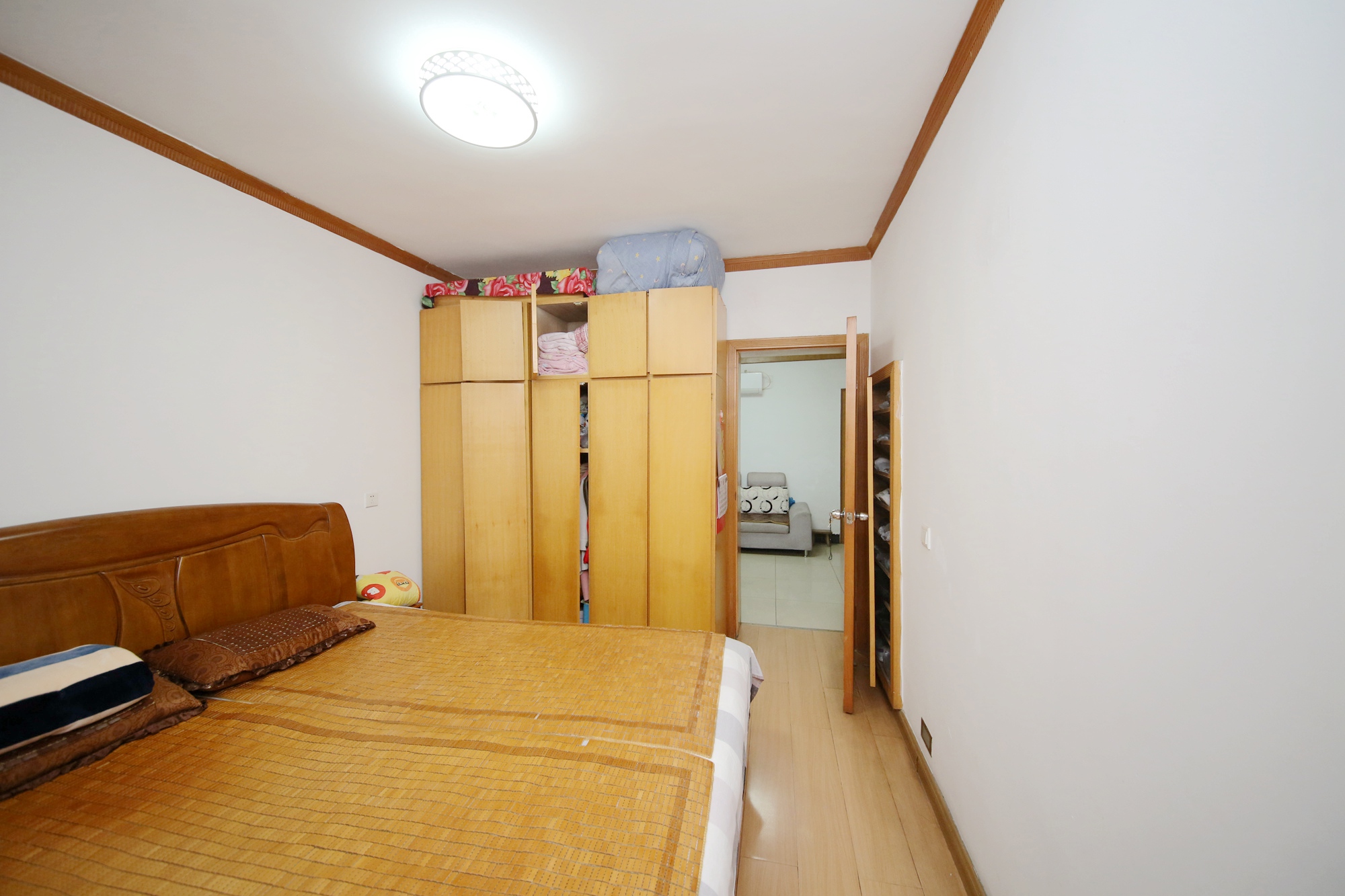 市总工会宿舍（司马里36号）  3室1厅1卫   55.00万卧室