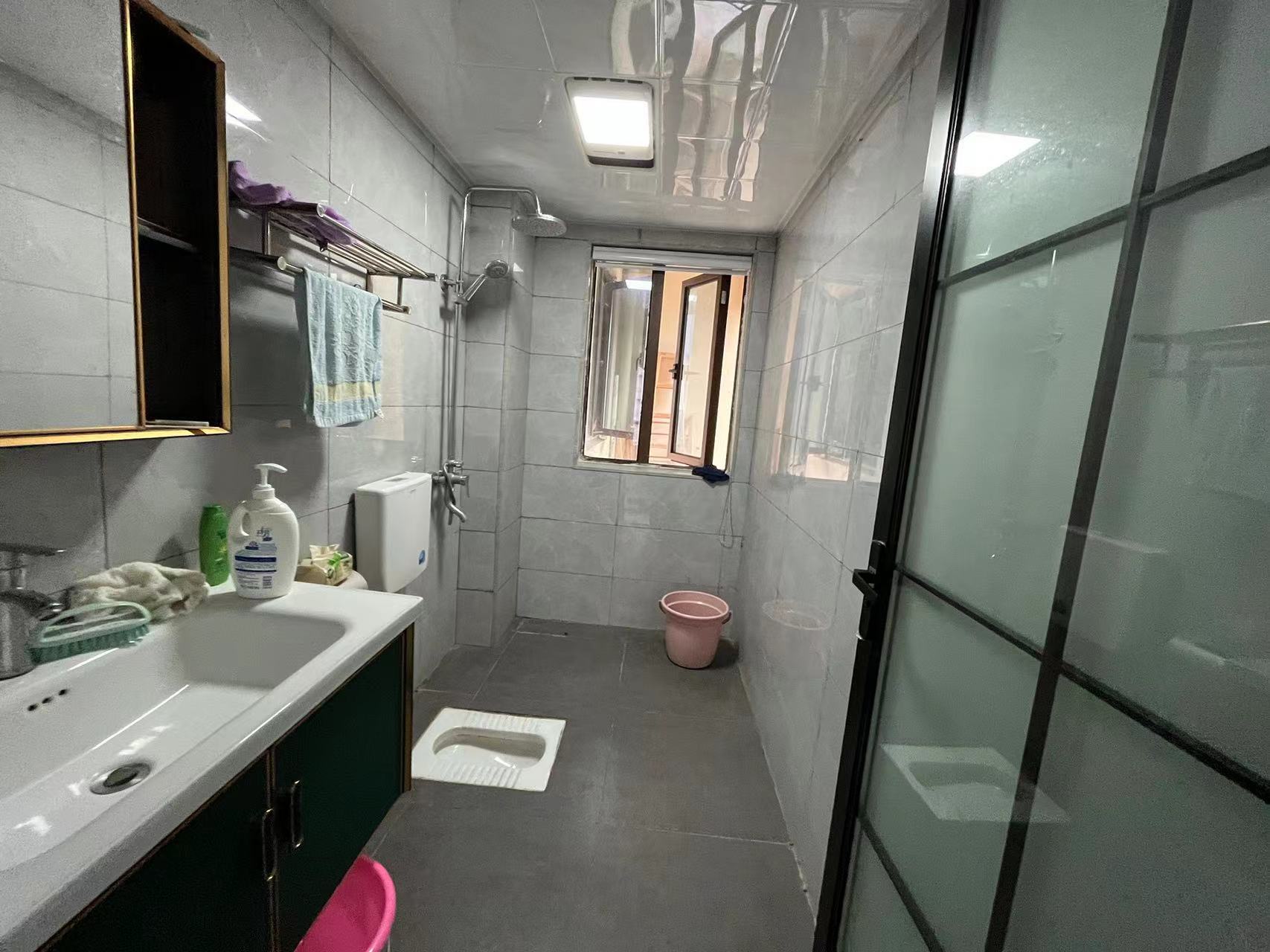 金轮津桥华府 3室2厅2卫 79.8万 金轮津桥华府 3室2厅2卫 79.8万室内图