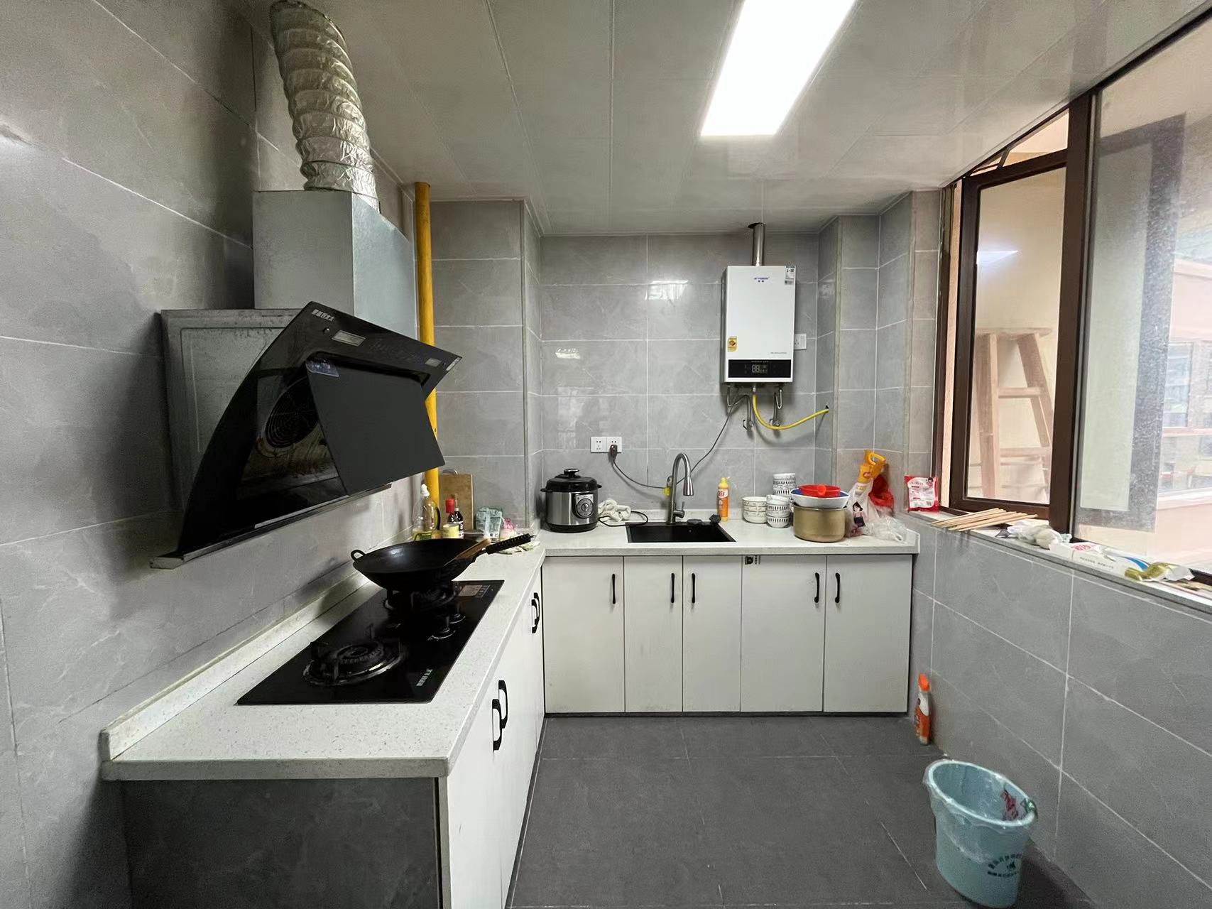 金轮津桥华府 3室2厅2卫 79.8万 金轮津桥华府 3室2厅2卫 79.8万室内图