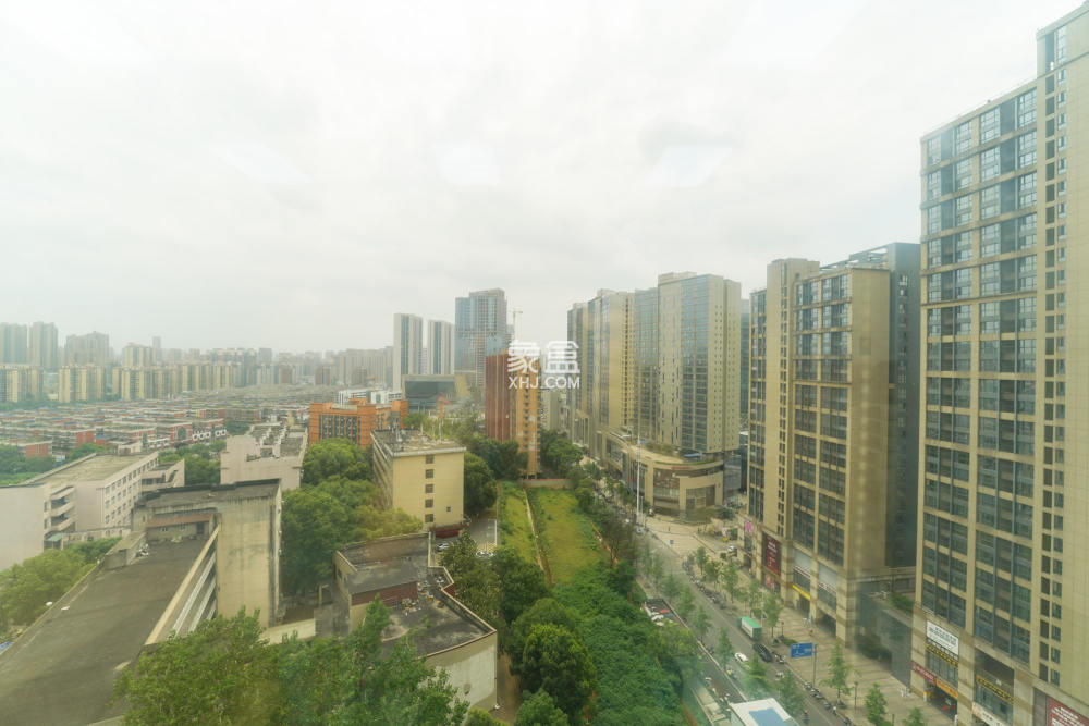 御溪國(guó)際   143.39㎡     172.00萬(wàn)