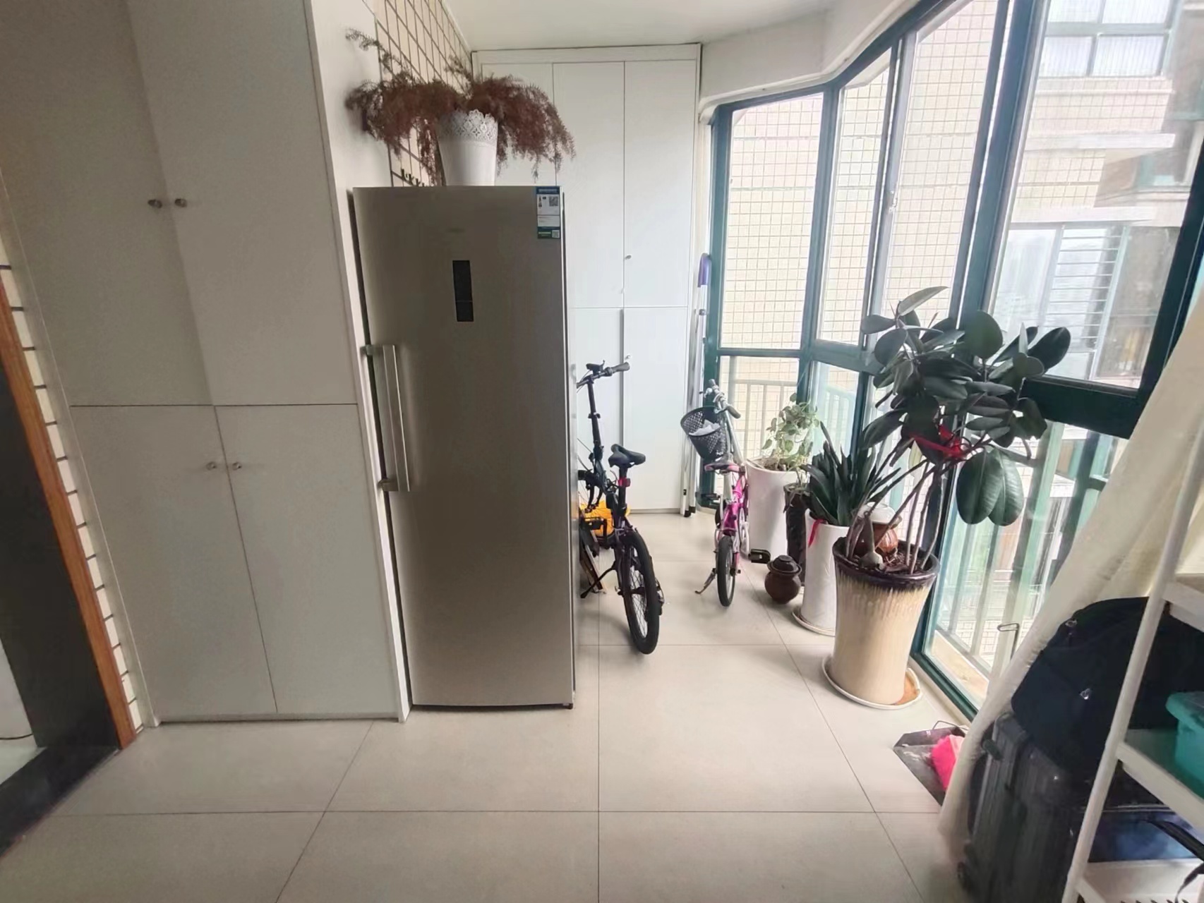 西域名邸  3室2厅2卫    88.0万 西域名邸  3室2厅2卫    88.0万室内图