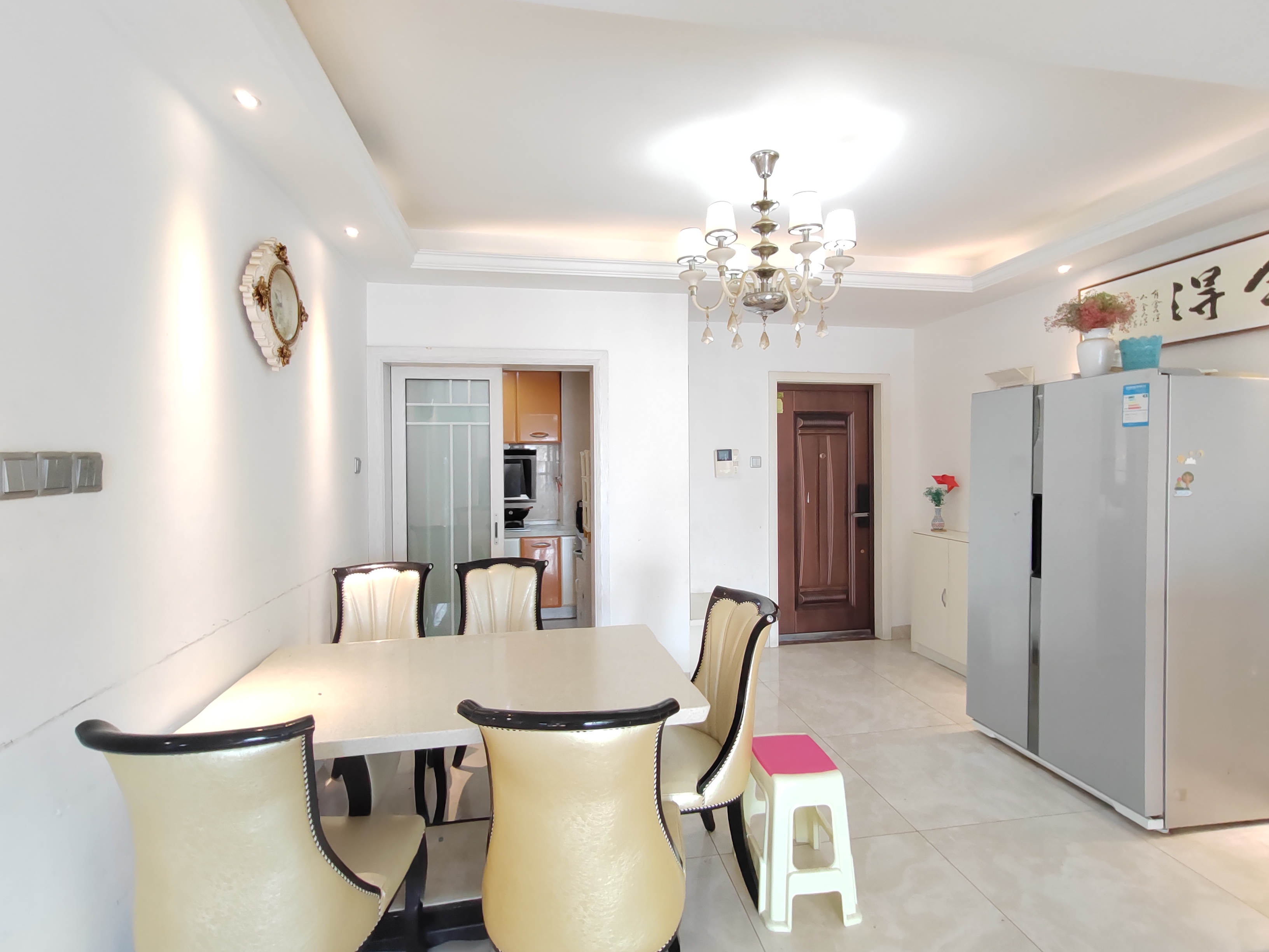 佳兆业金域天下二期 3室2厅2卫 63.0万 佳兆业金域天下二期 3室2厅2卫 63.0万室内图