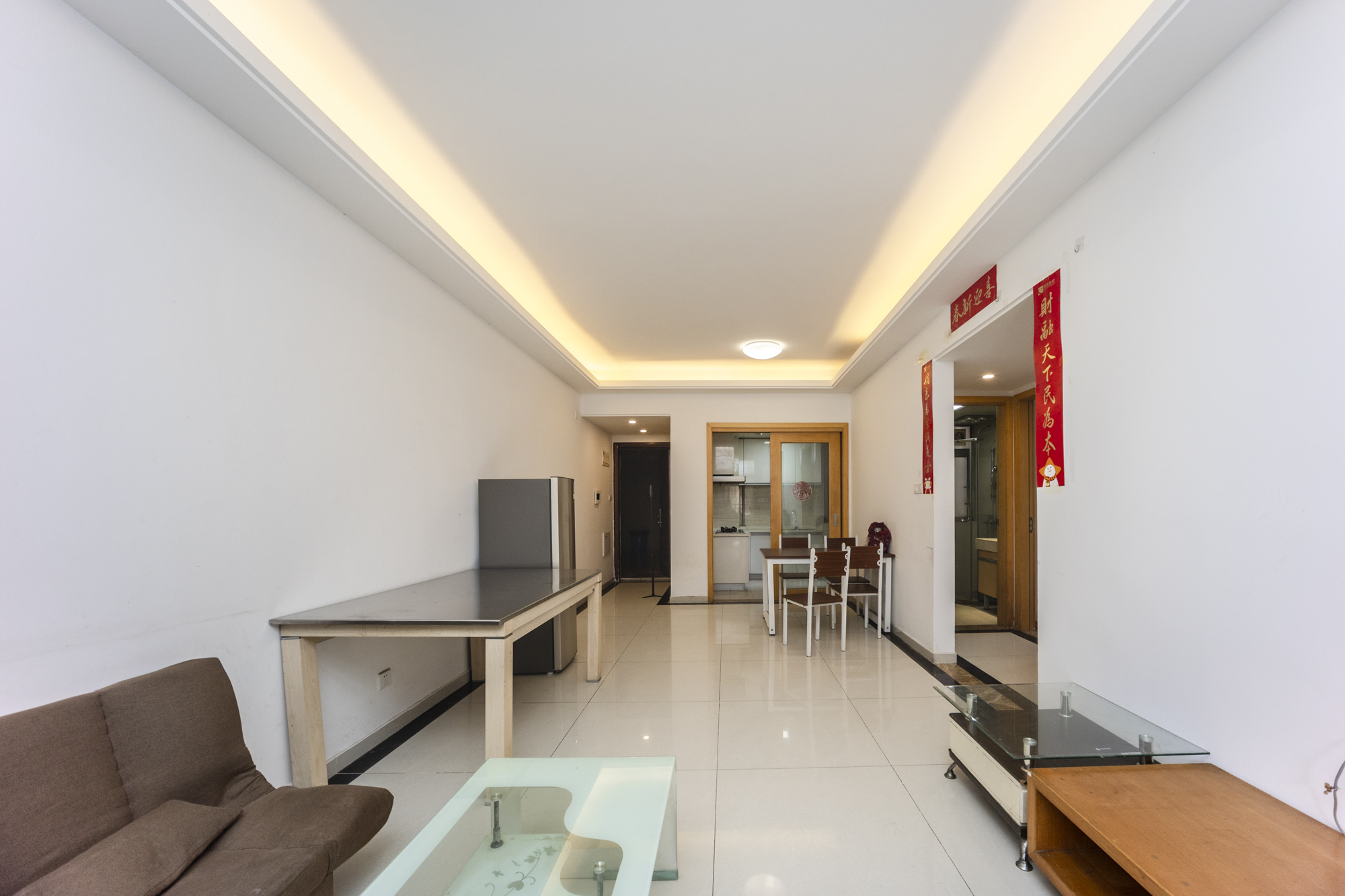 珠江郦城薰衣道  3室2厅1卫    73.0万客厅