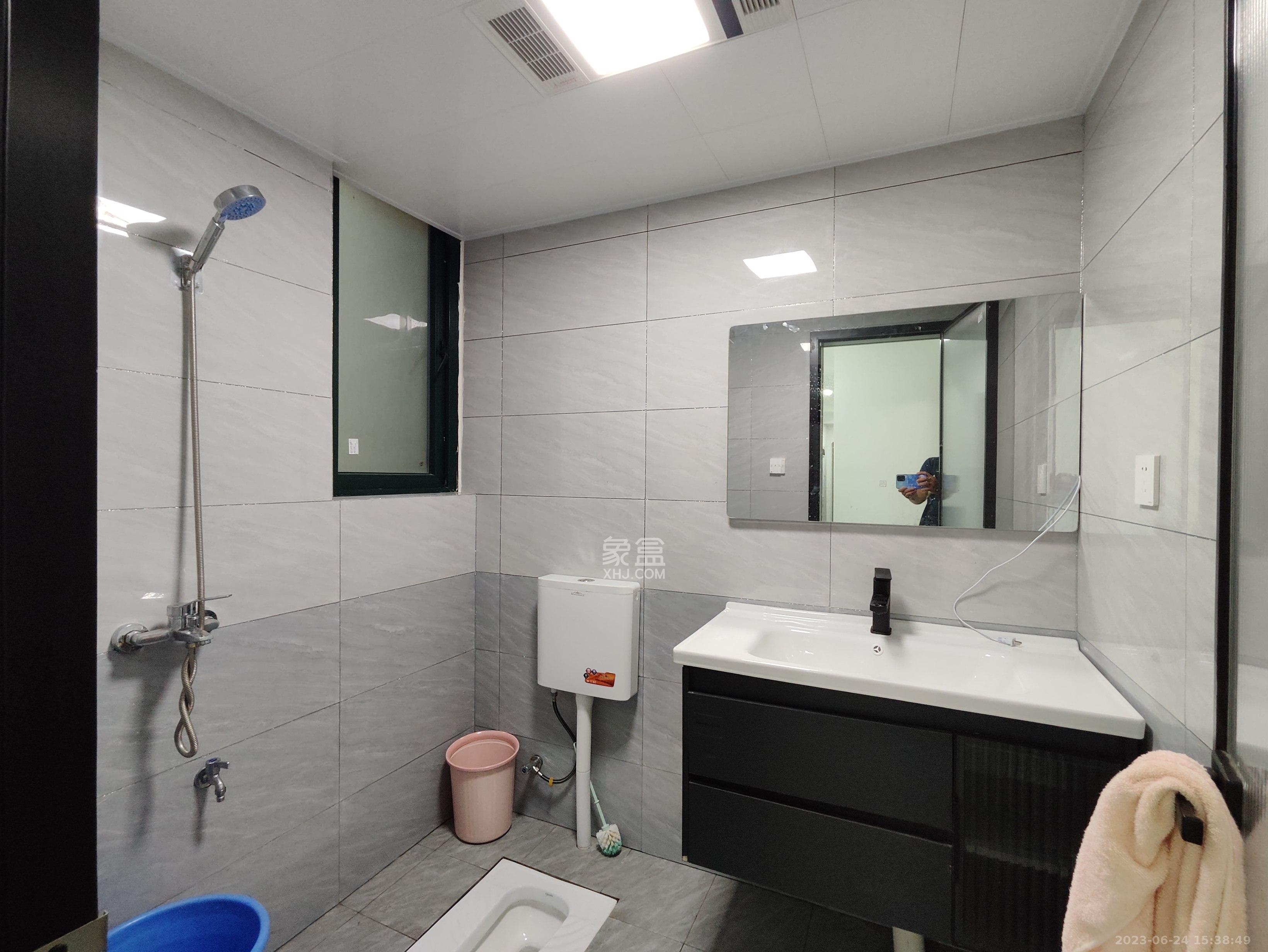 富基世纪公园 3室2厅2卫 2000.00元/月 富基世纪公园 3室2厅2卫 2000.00元/月室内图