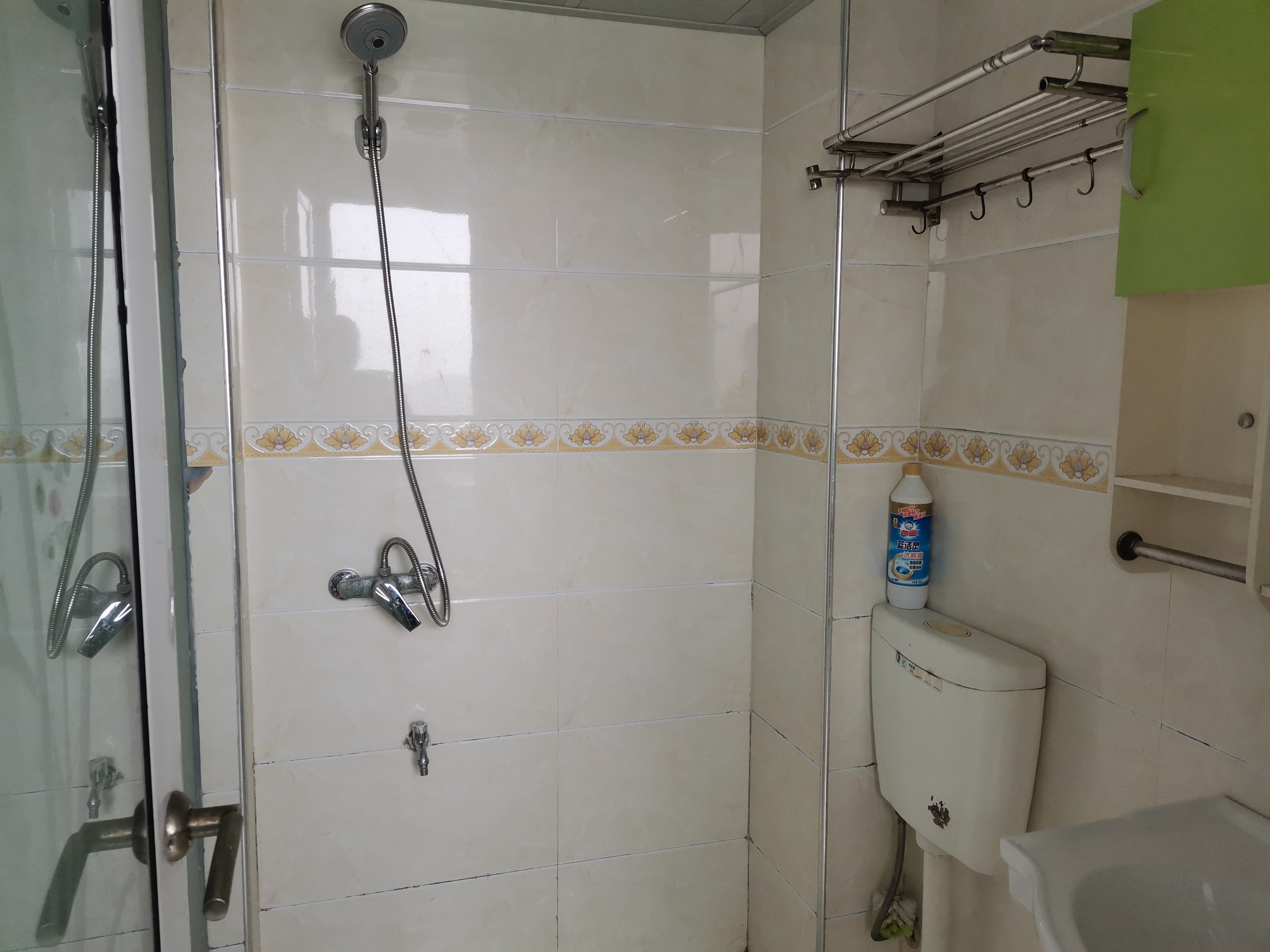 龙泰上品 1室1厅1卫 900.00元/月 龙泰上品 1室1厅1卫 900.00元/月室内图