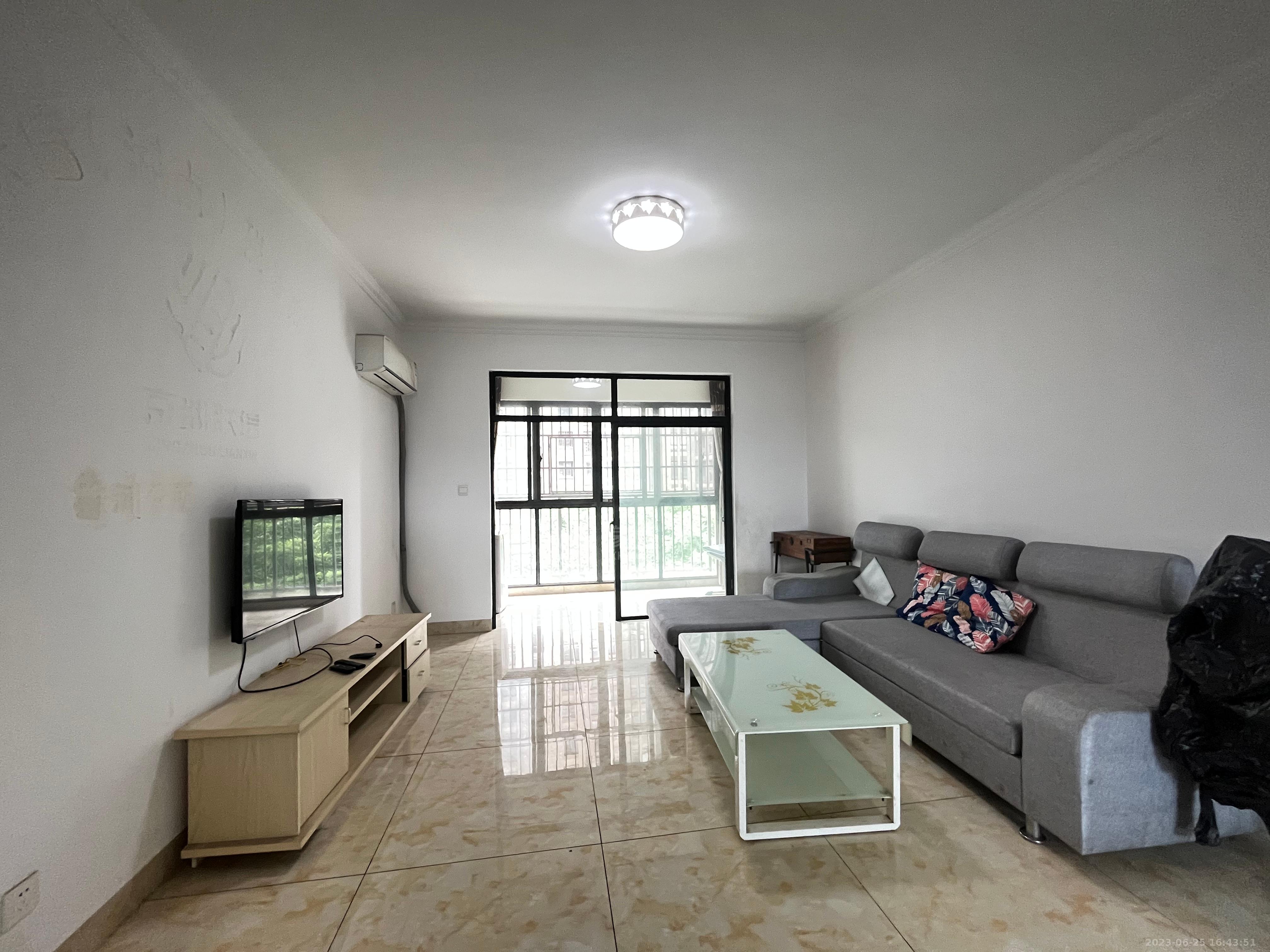 尚格名城万家理想 3室2厅2卫 2100.00元/月 尚格名城万家理想 3室2厅2卫 2100.00元/月室内图