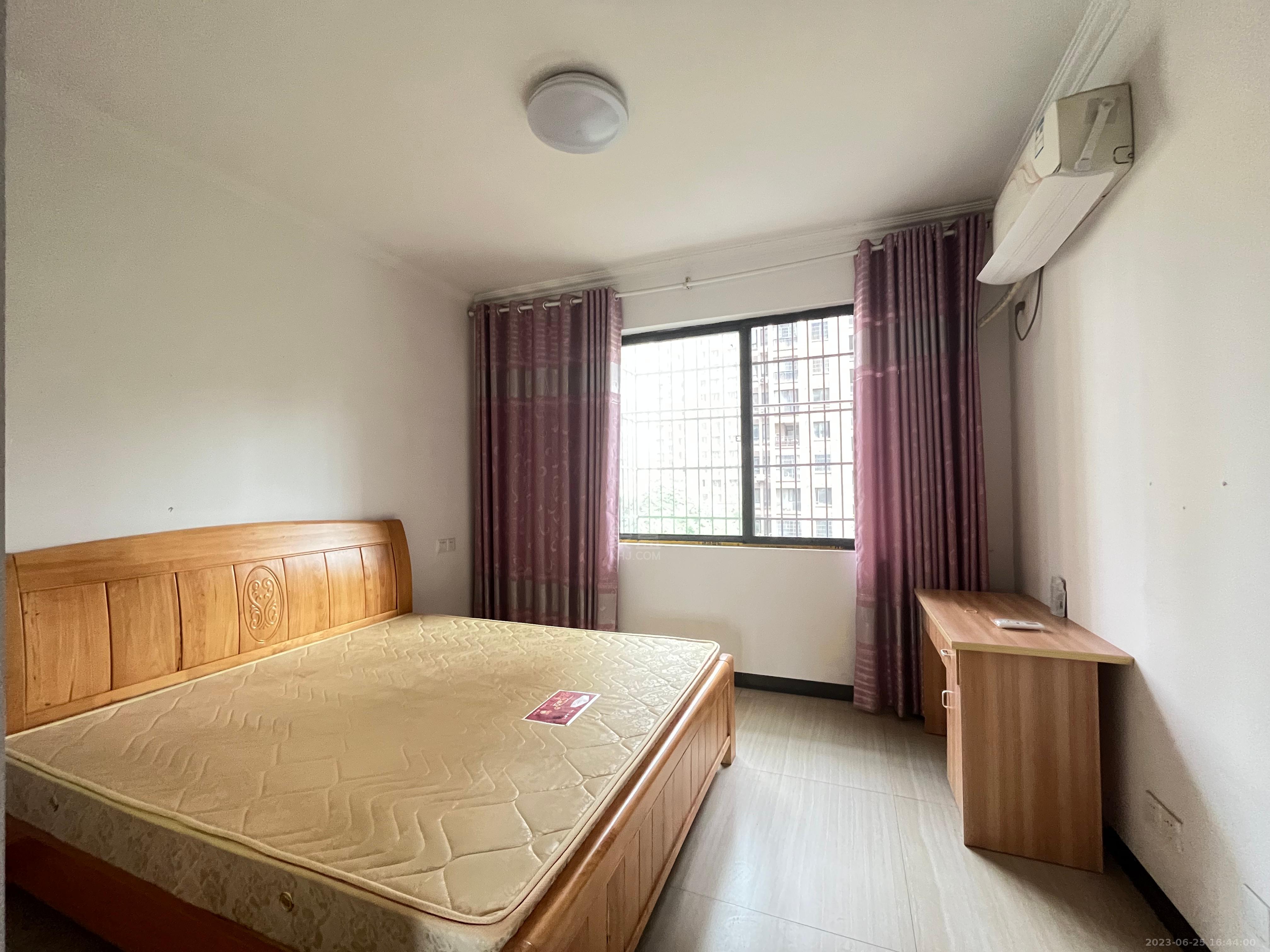 尚格名城万家理想 3室2厅2卫 2100.00元/月 尚格名城万家理想 3室2厅2卫 2100.00元/月室内图