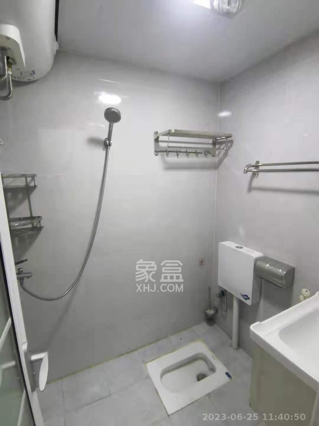 中建芙蓉嘉苑  2室2厅1卫   2200.00元/月室内图