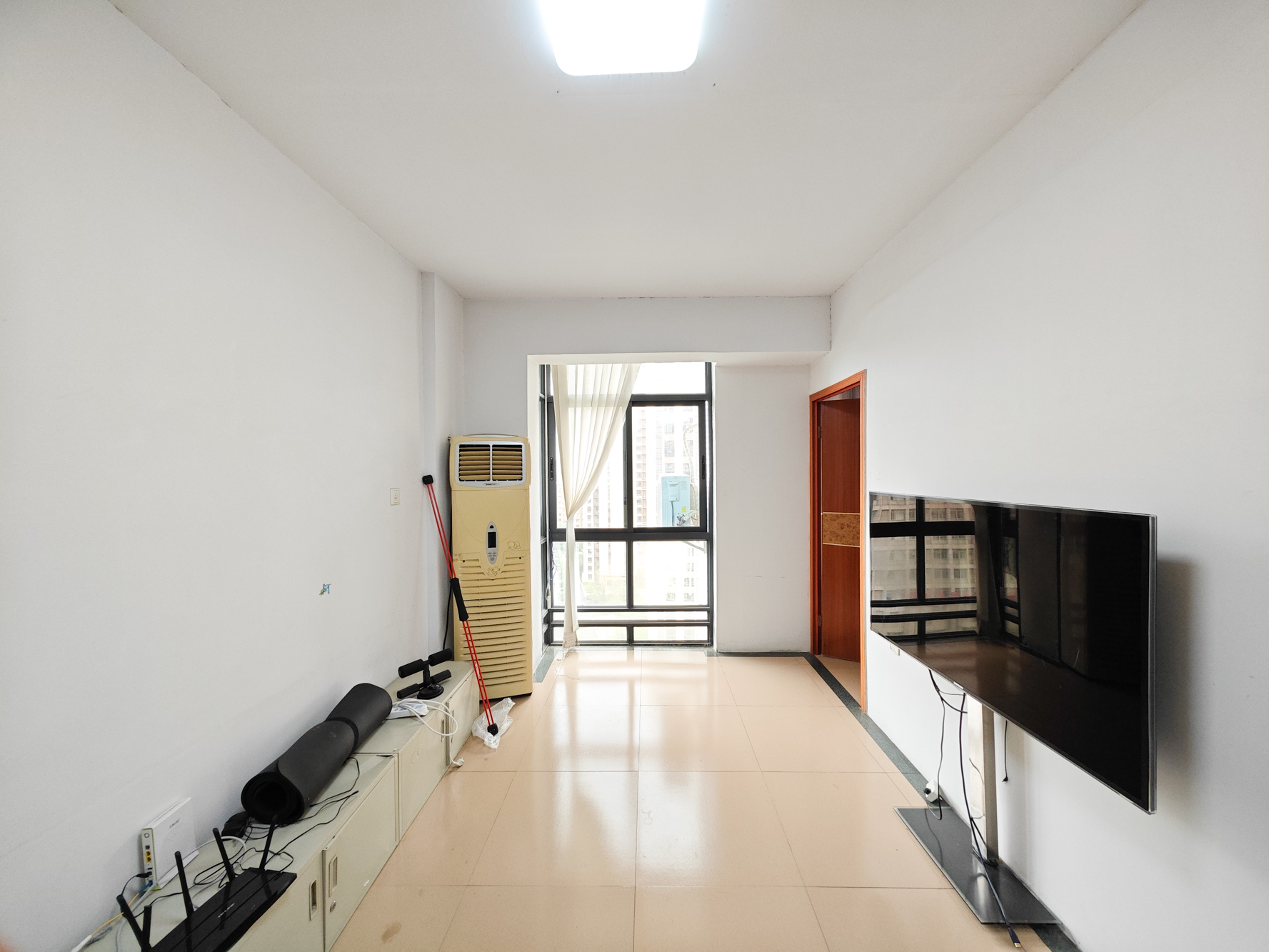 满庭芳小区  1室1厅1卫    42.0万 满庭芳小区  1室1厅1卫    42.0万客厅