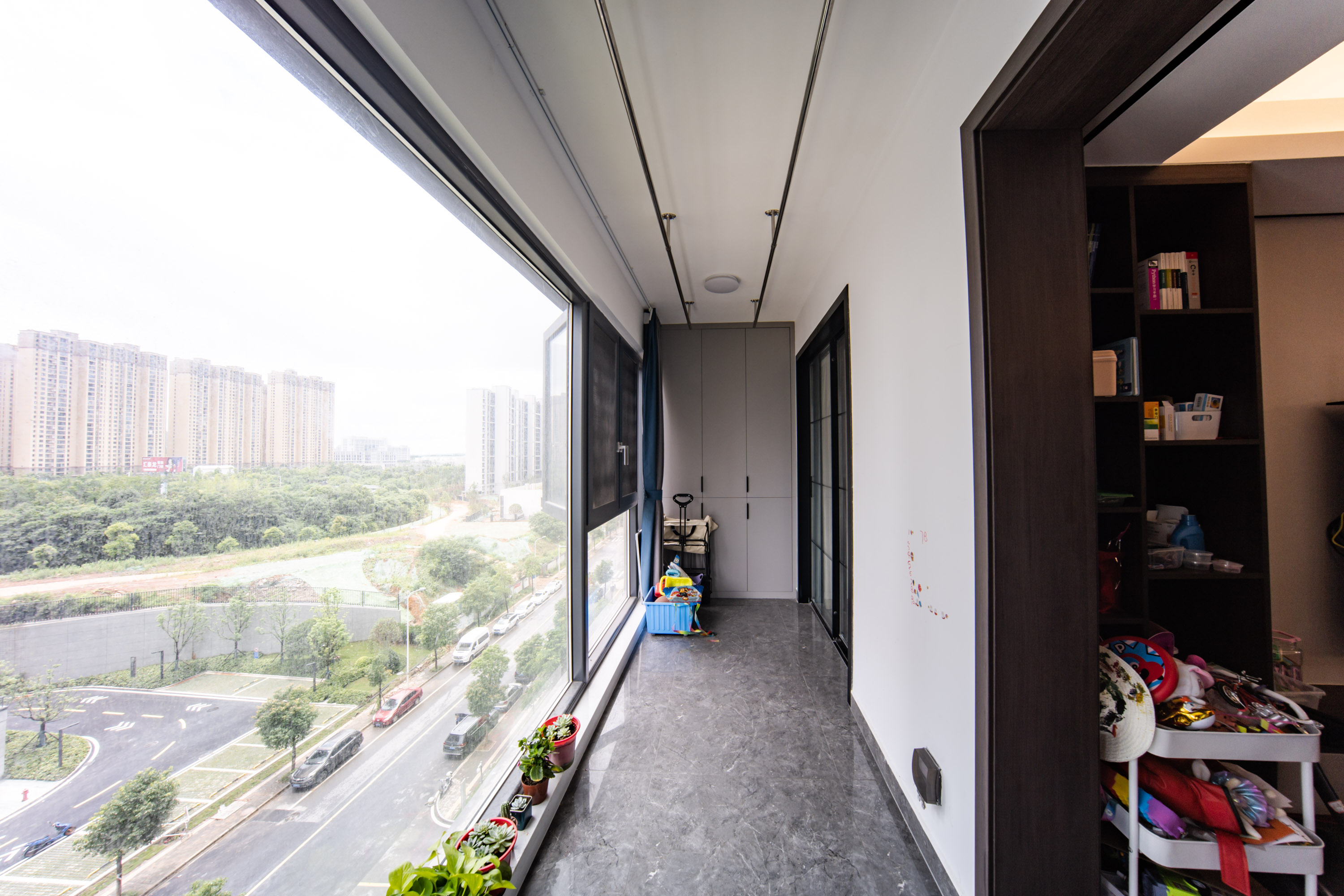 中海阅麓山一期  4室2厅2卫    280.0万其他