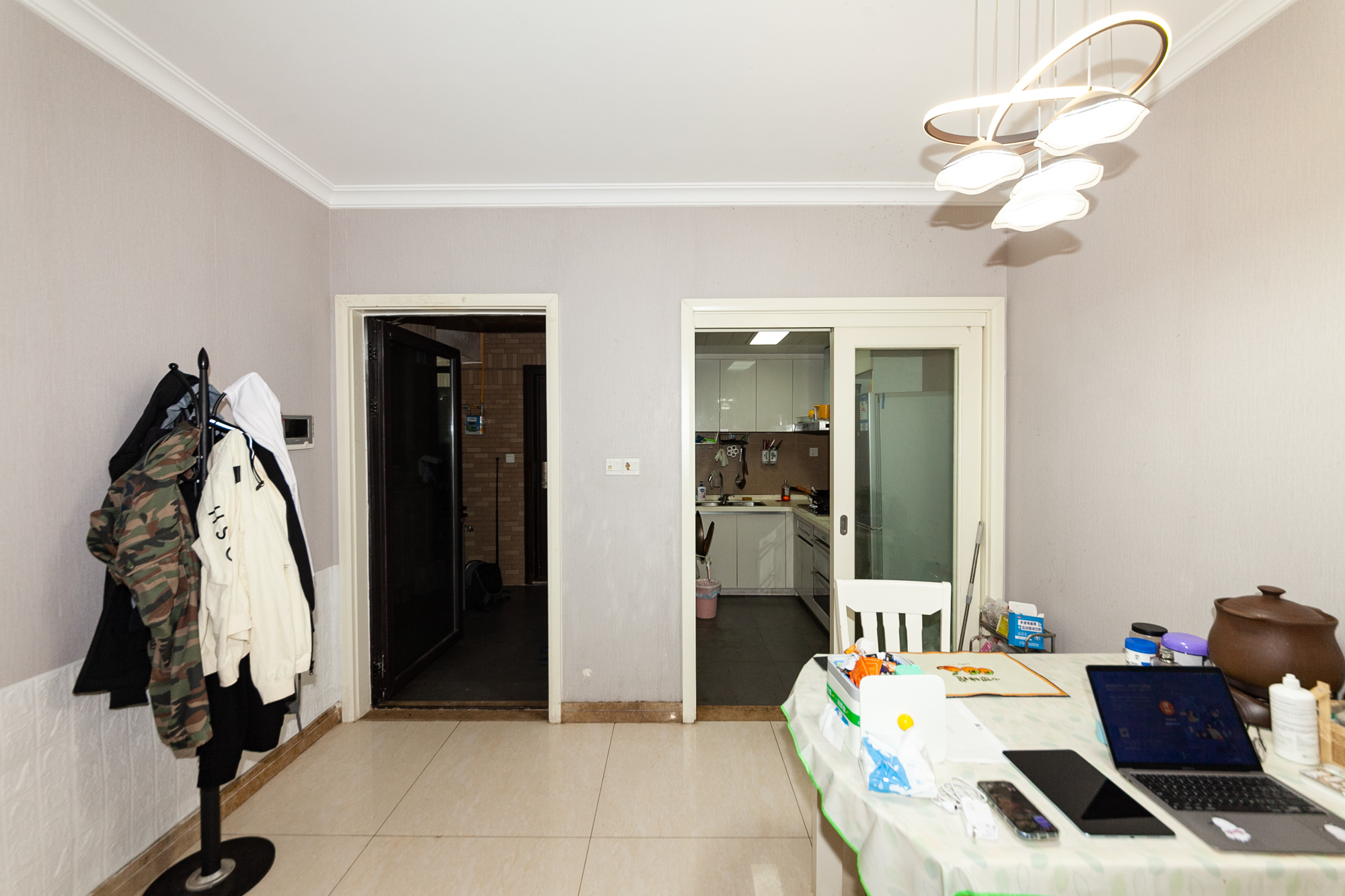 时代倾城一期 2室2厅1卫 84.8万 时代倾城一期 2室2厅1卫 84.8万客厅