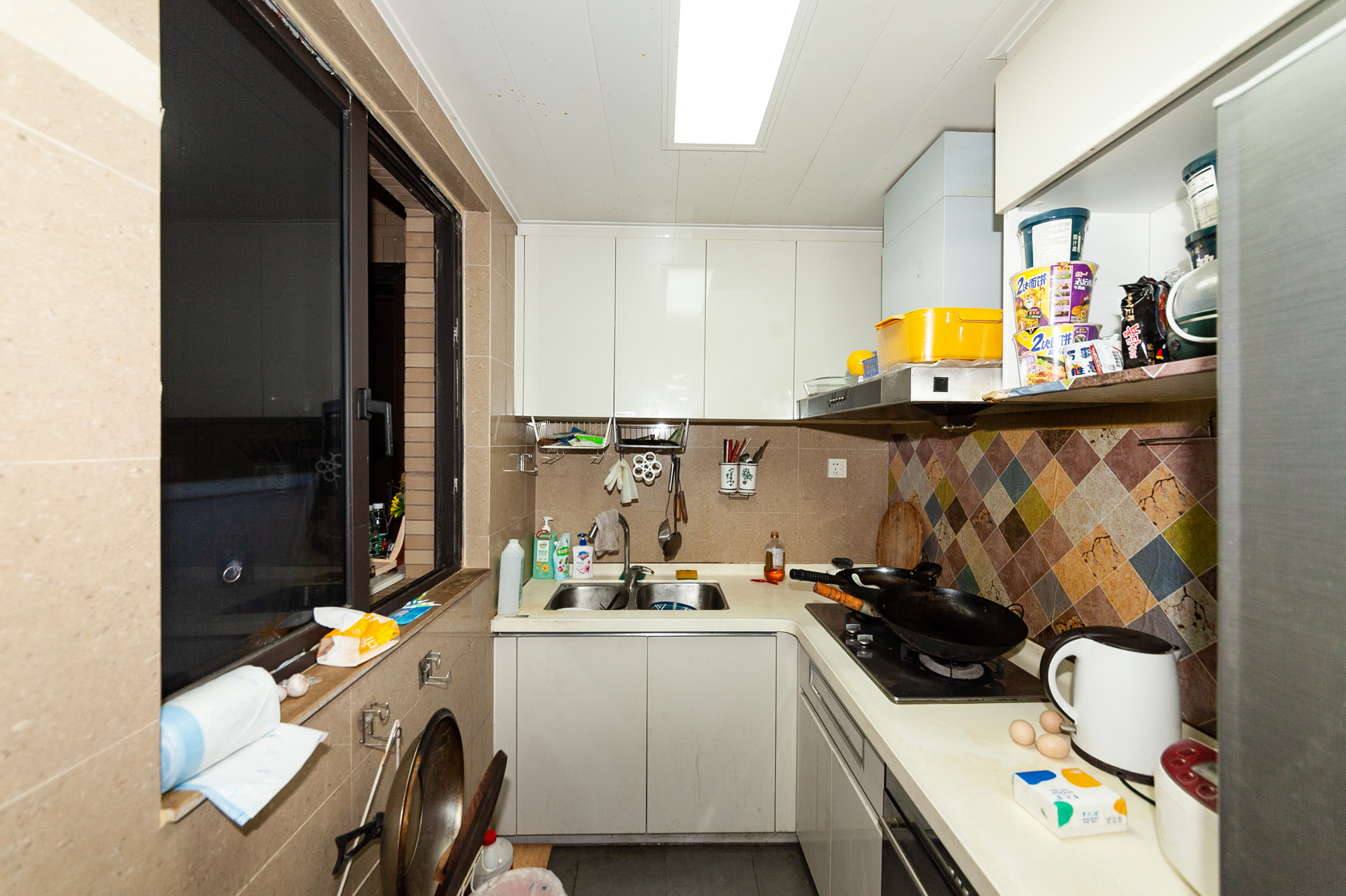 时代倾城一期 2室2厅1卫 84.8万 时代倾城一期 2室2厅1卫 84.8万厨房