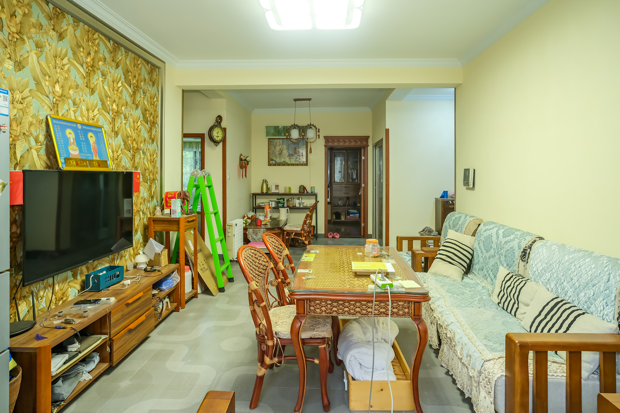 山水湾 3室2厅1卫 57.8万 山水湾 3室2厅1卫 57.8万客厅