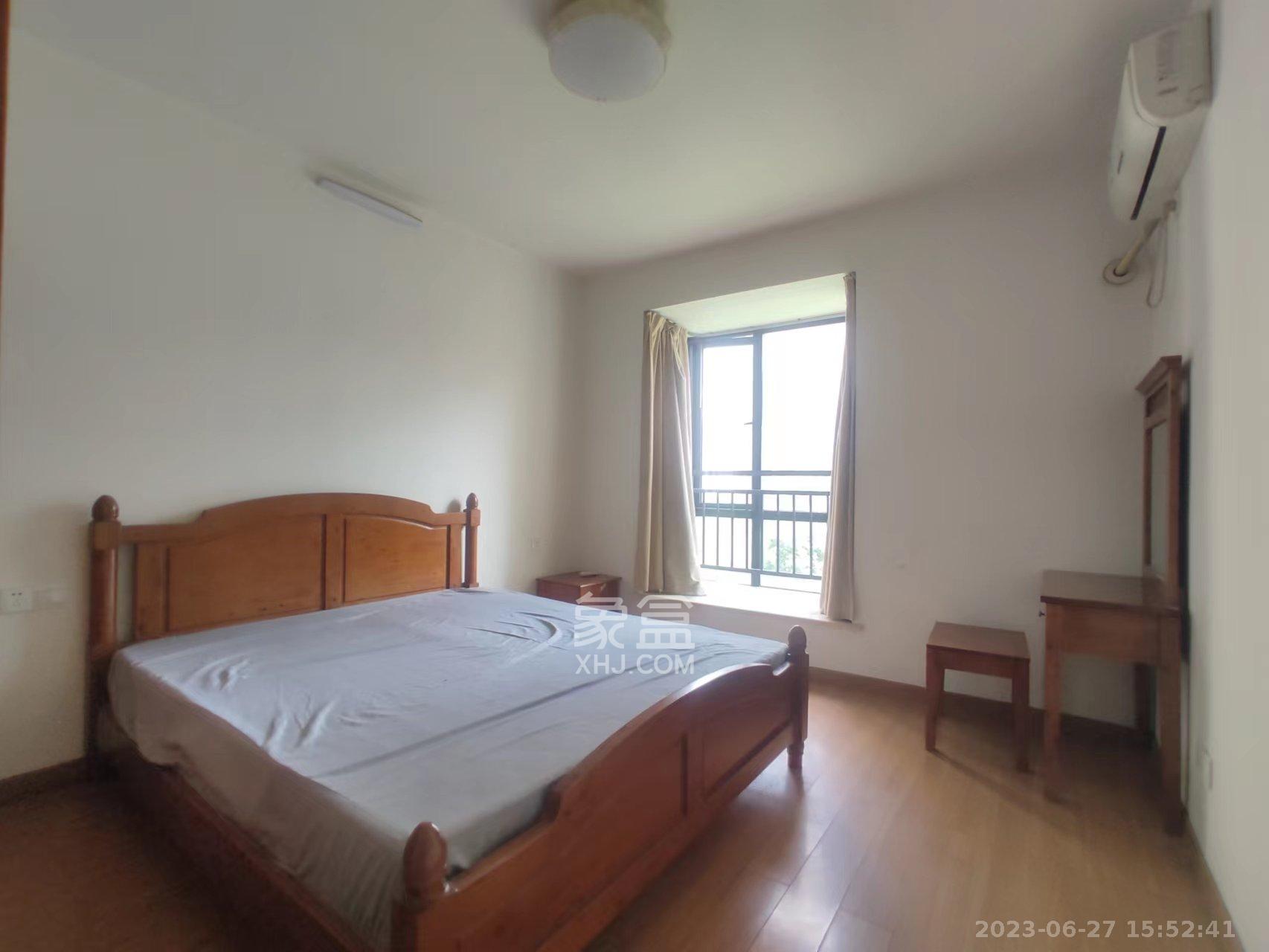 中建麓山和苑  3室2厅1卫    2200.0元/月室内图