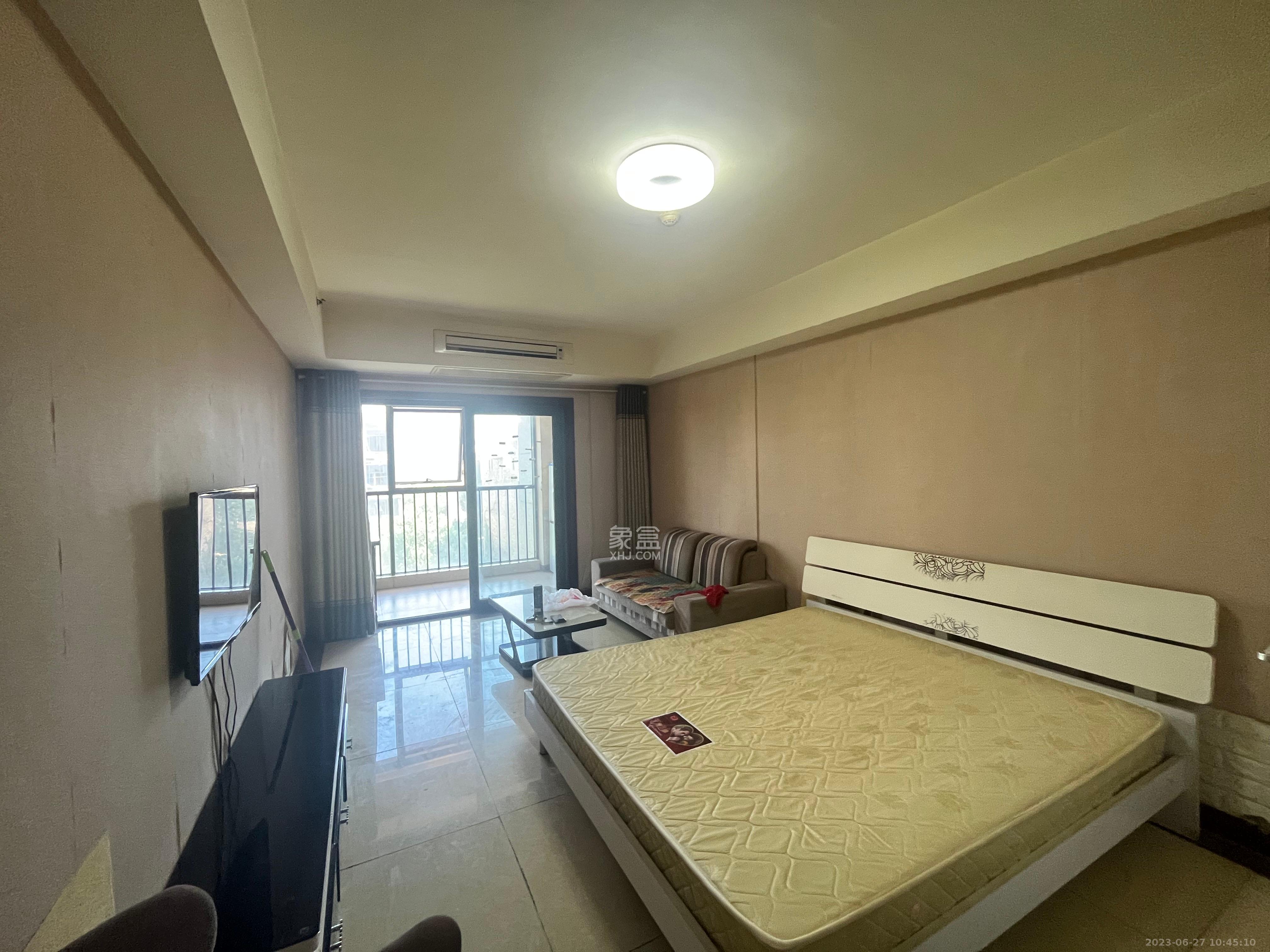 东塘瑞府  1室1厅1卫   1800.00元/月室内图1