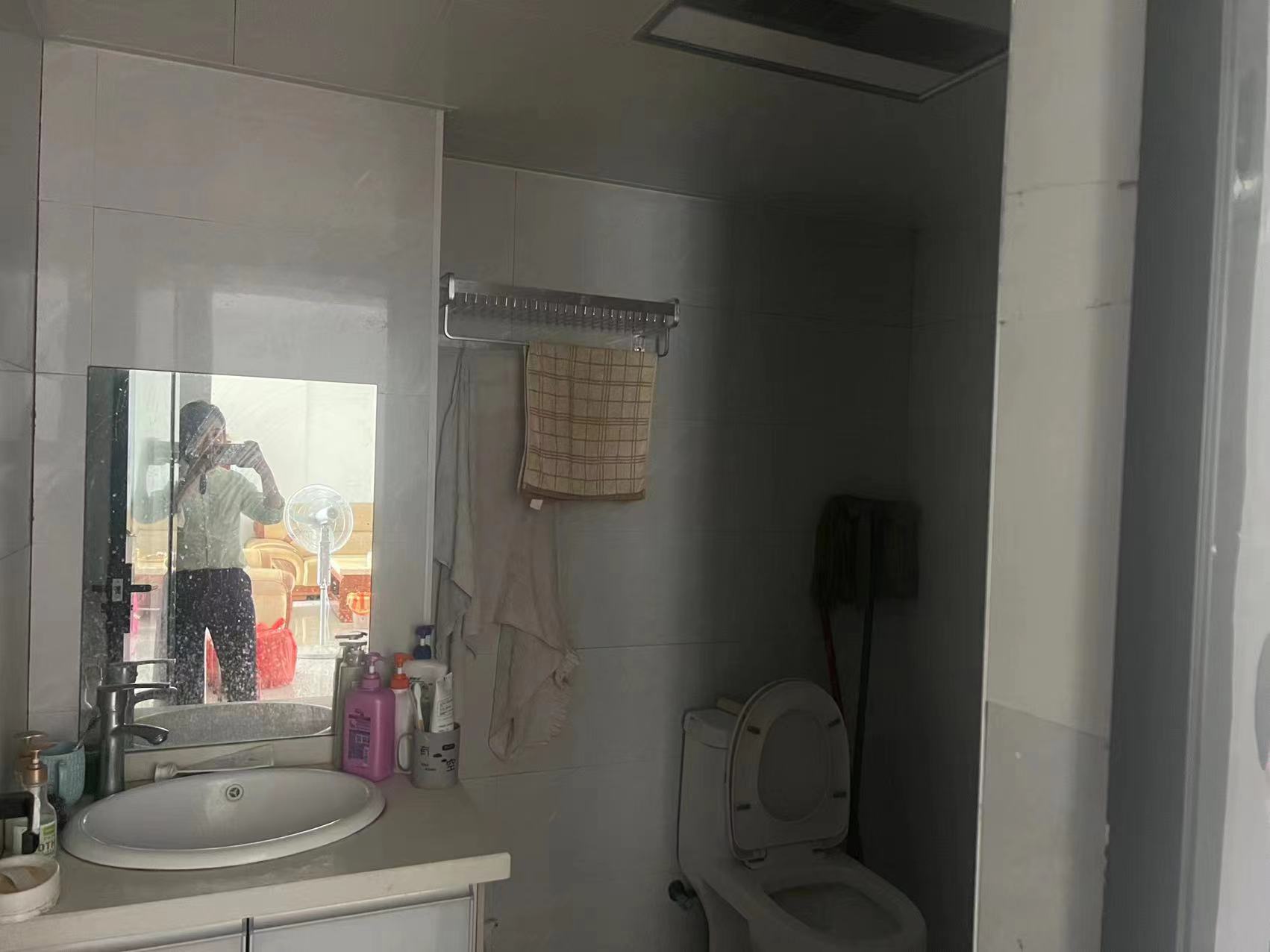 九天国际  3室2厅2卫    76.0万 九天国际  3室2厅2卫    76.0万室内图