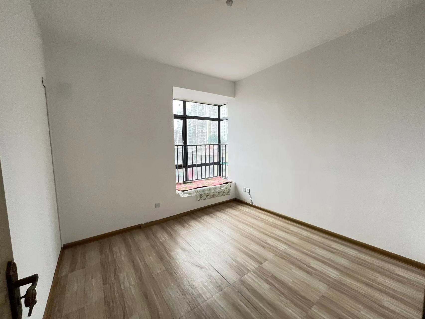 流金岁月-华晨国际 2室2厅1卫 45.8万 流金岁月-华晨国际 2室2厅1卫 45.8万室内图