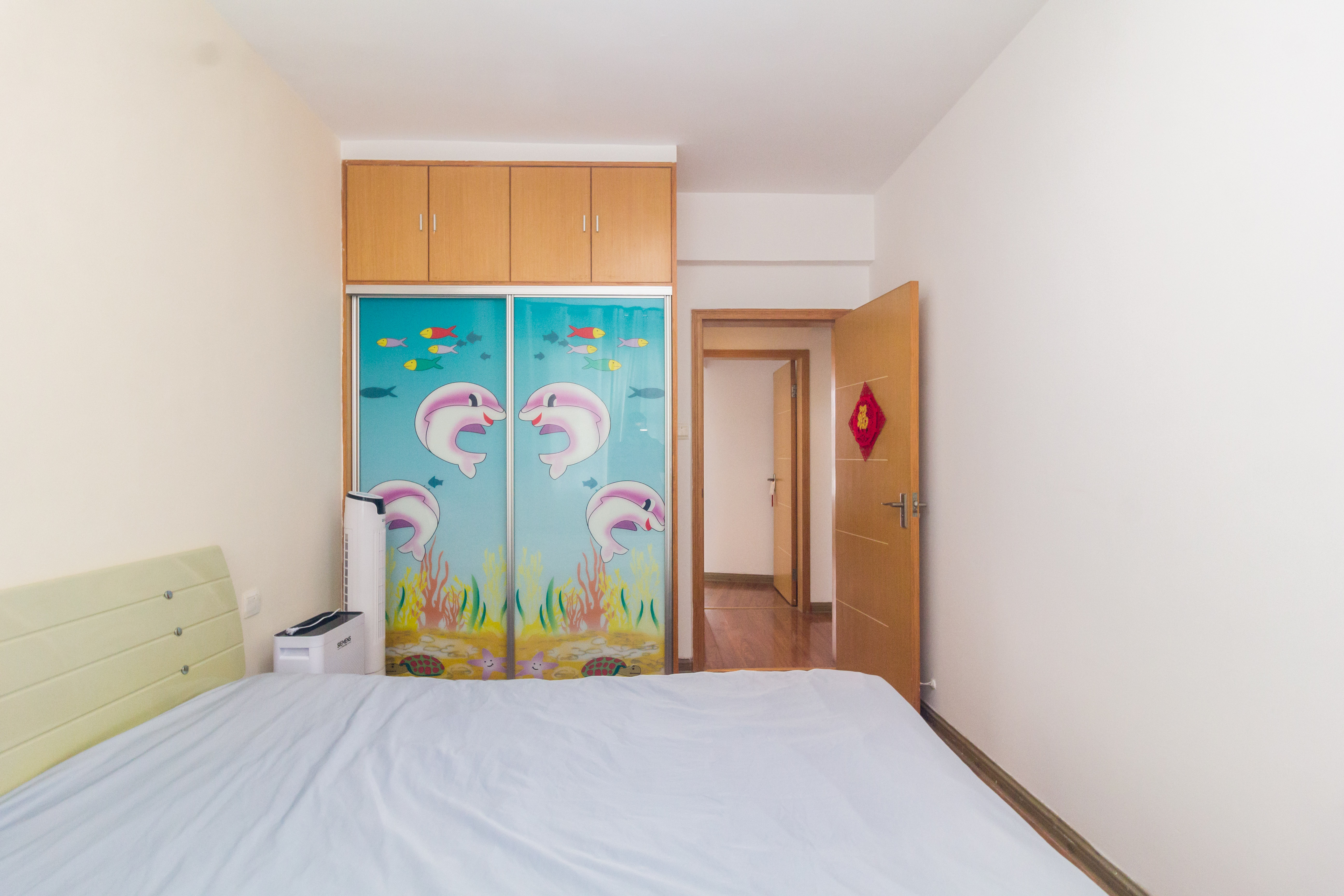 东业早安星城 3室2厅2卫 94.0万 东业早安星城 3室2厅2卫 94.0万卧室