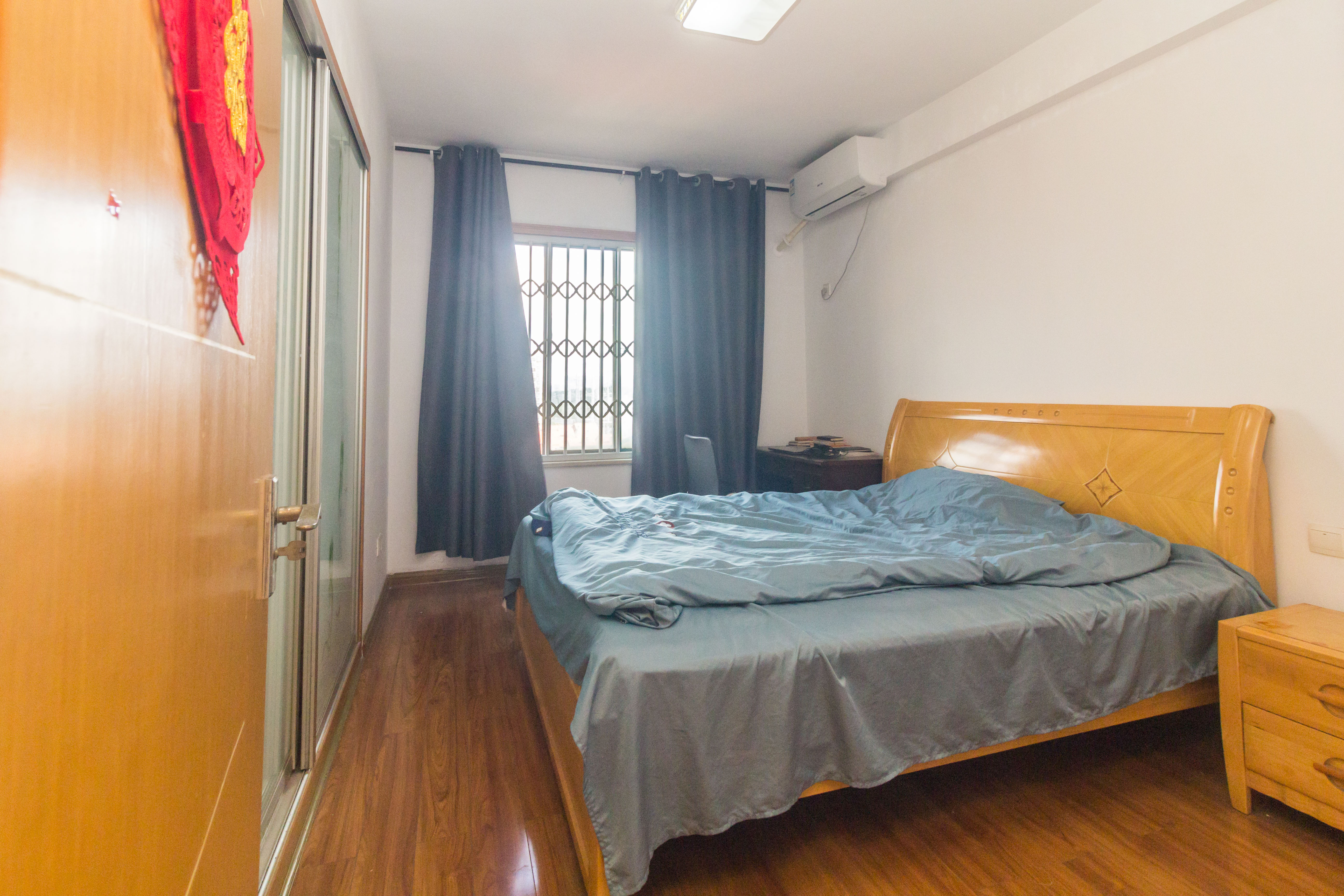 东业早安星城 3室2厅2卫 94.0万 东业早安星城 3室2厅2卫 94.0万卧室