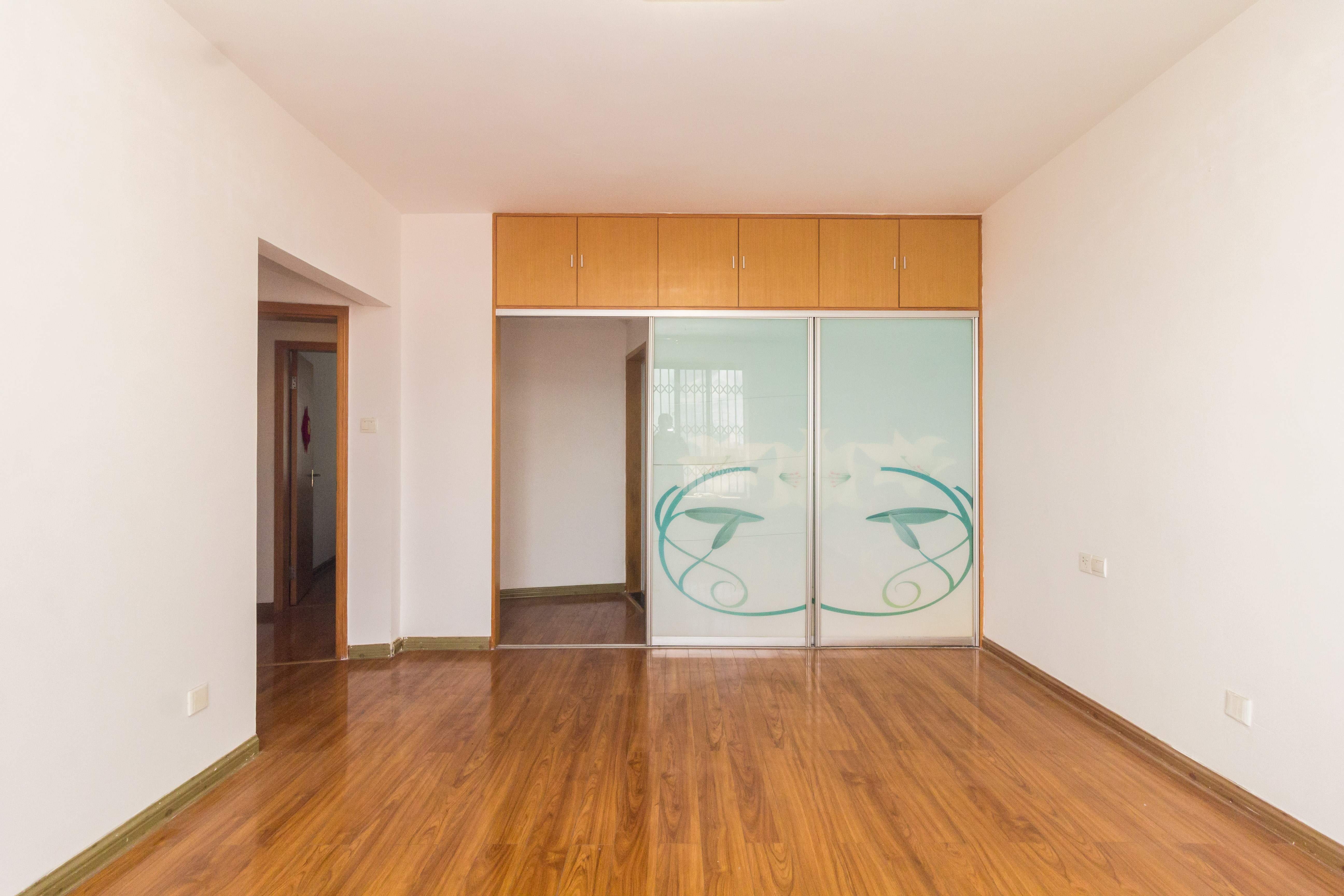 东业早安星城 3室2厅2卫 94.0万 东业早安星城 3室2厅2卫 94.0万卧室