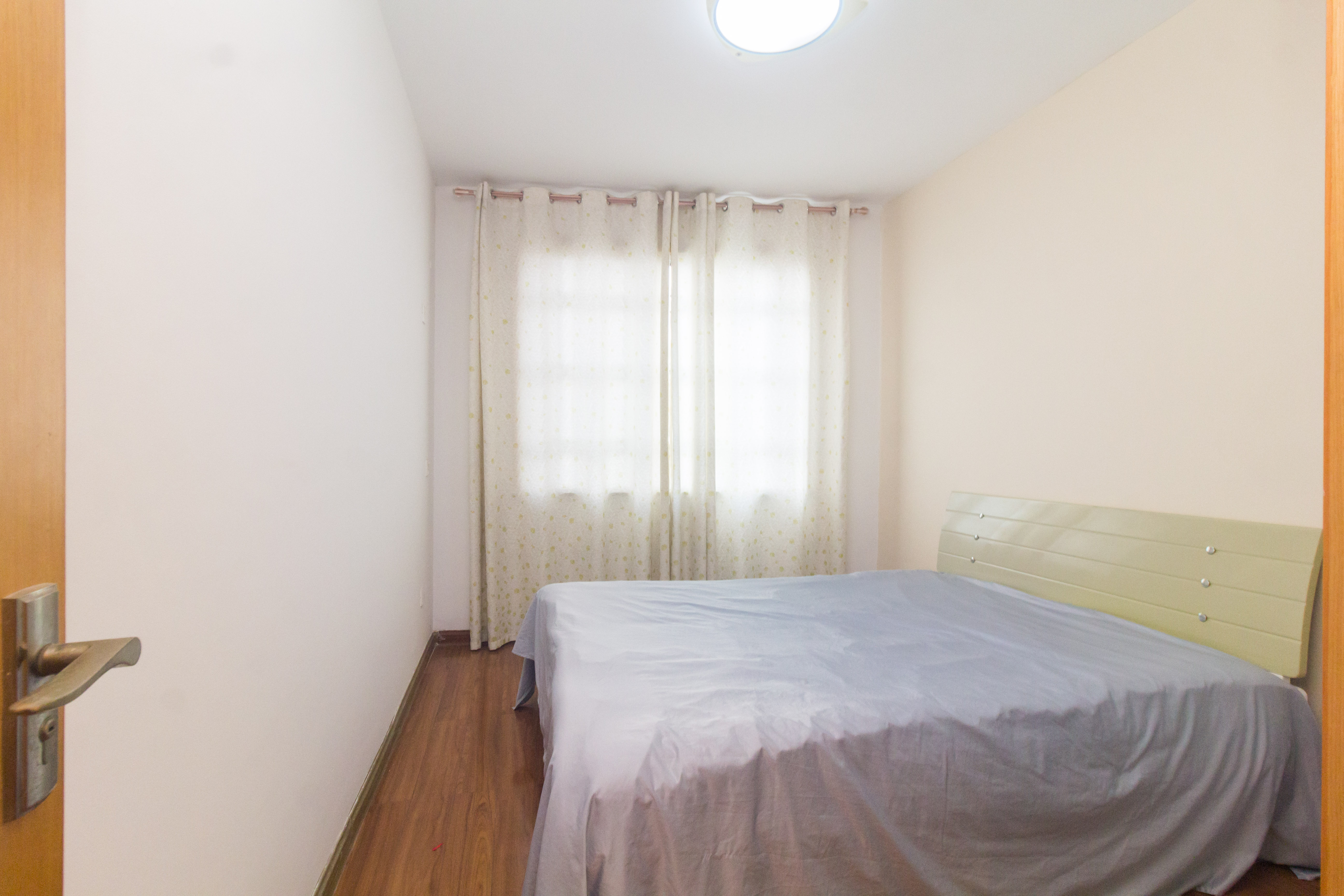 东业早安星城 3室2厅2卫 94.0万 东业早安星城 3室2厅2卫 94.0万卧室