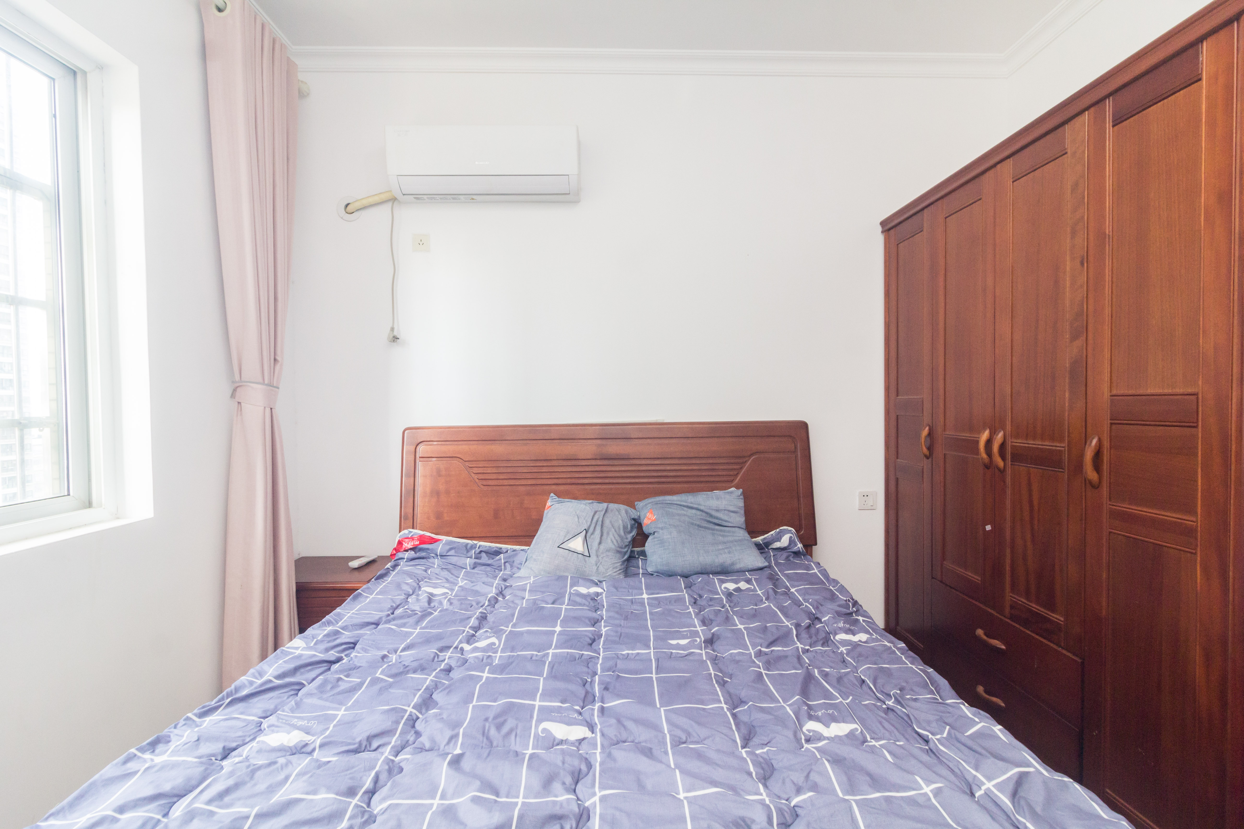 楚天世纪城东苑 3室2厅2卫 99.8万 楚天世纪城东苑 3室2厅2卫 99.8万卧室