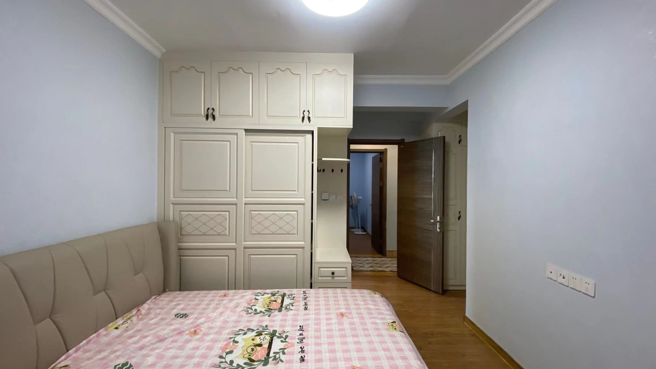 天元区碧桂园 4室2厅2卫 108.0万 天元区碧桂园 4室2厅2卫 108.0万室内图