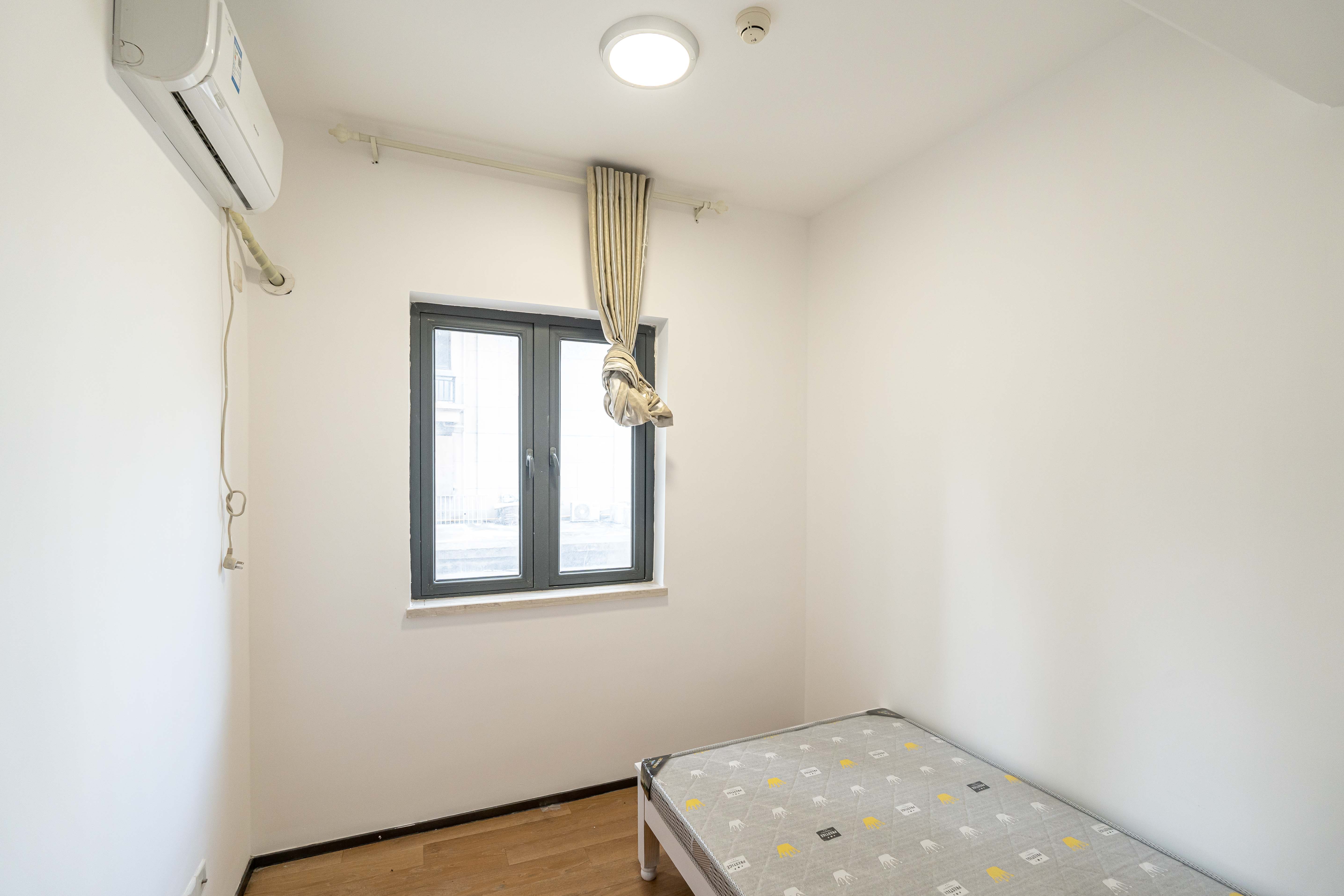 恒大国际广场  2室1厅1卫    59.0万卧室