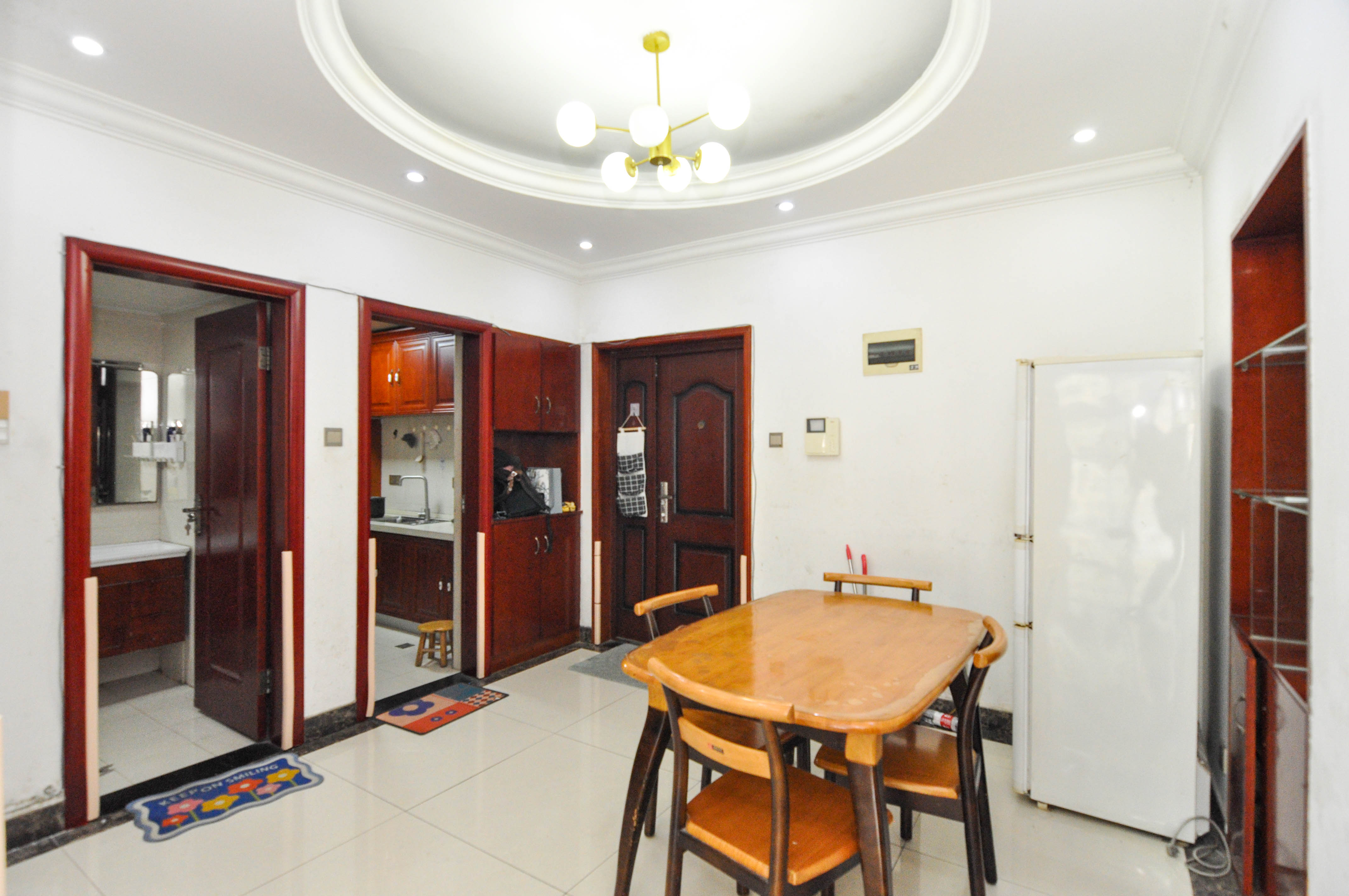 中房F联邦  2室2厅1卫    75.6万客厅