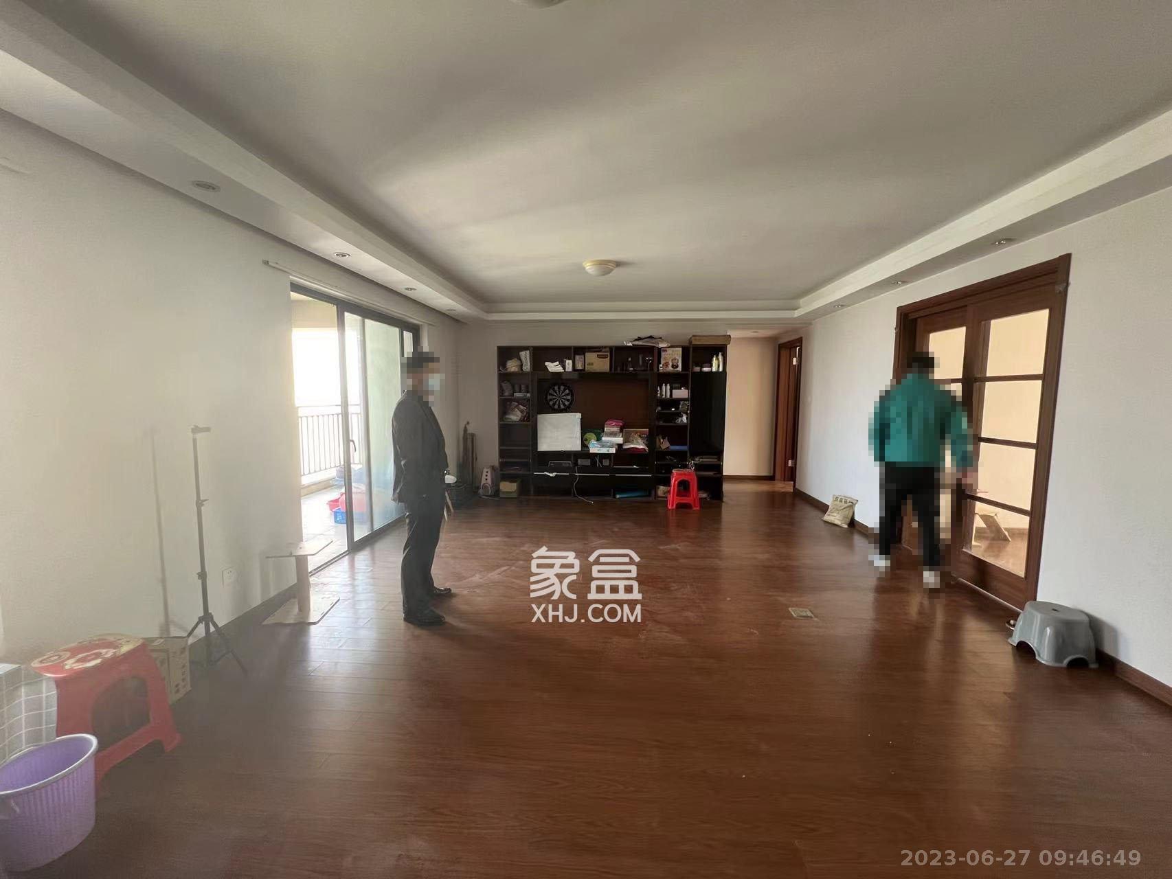 万科金域华府三四期  4室2厅2卫   3500.00元/月室内图