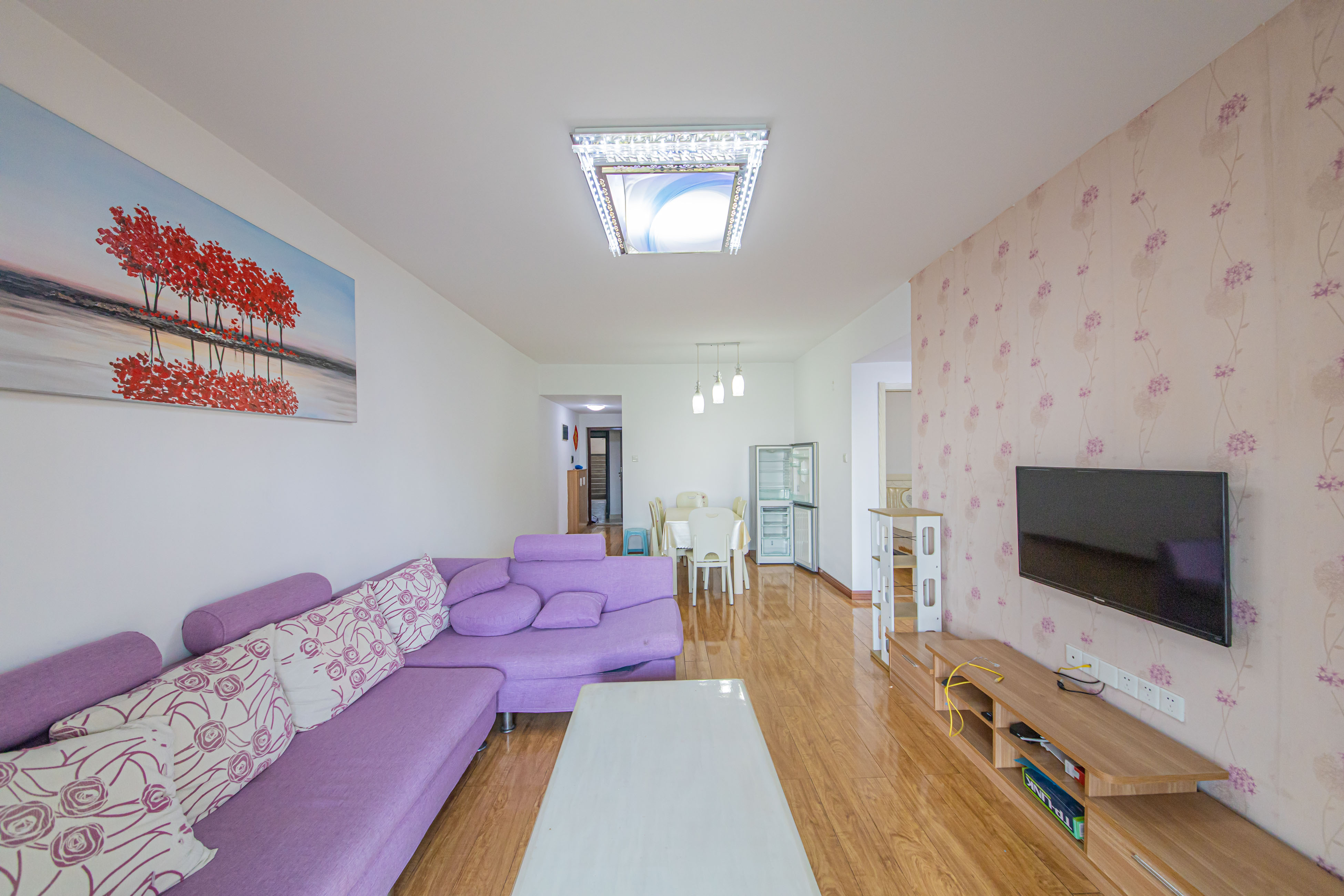 保利花园 2室2厅1卫 79.8万 保利花园 2室2厅1卫 79.8万客厅