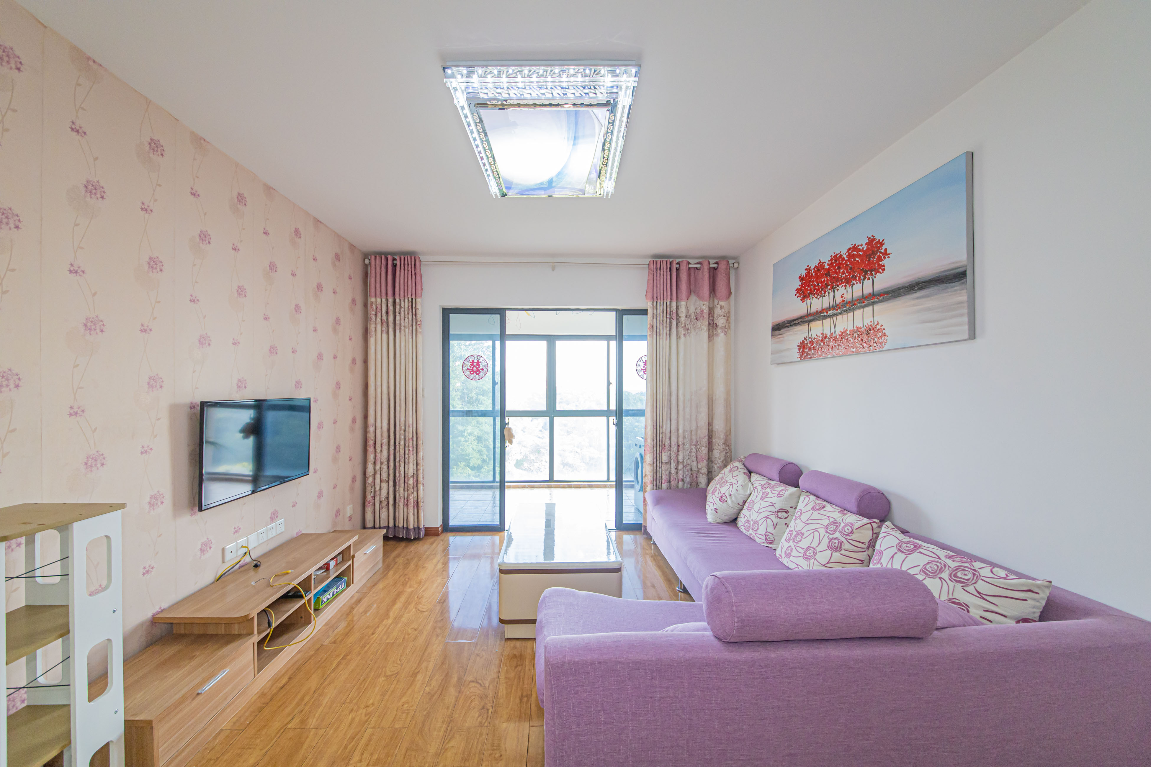 保利花园 2室2厅1卫 79.8万 保利花园 2室2厅1卫 79.8万客厅