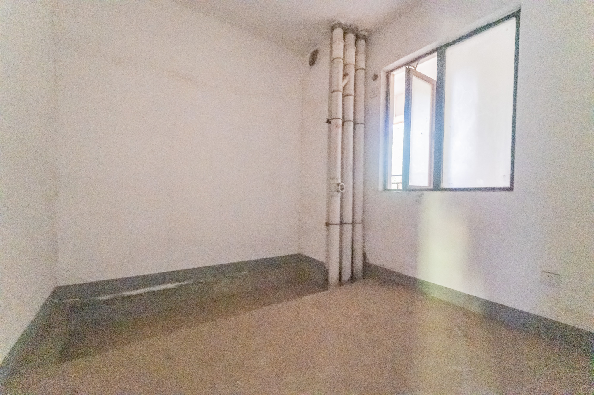 星湖湾一期高层 4室2厅2卫 109.00万 星湖湾一期高层 4室2厅2卫 109.00万卫生间