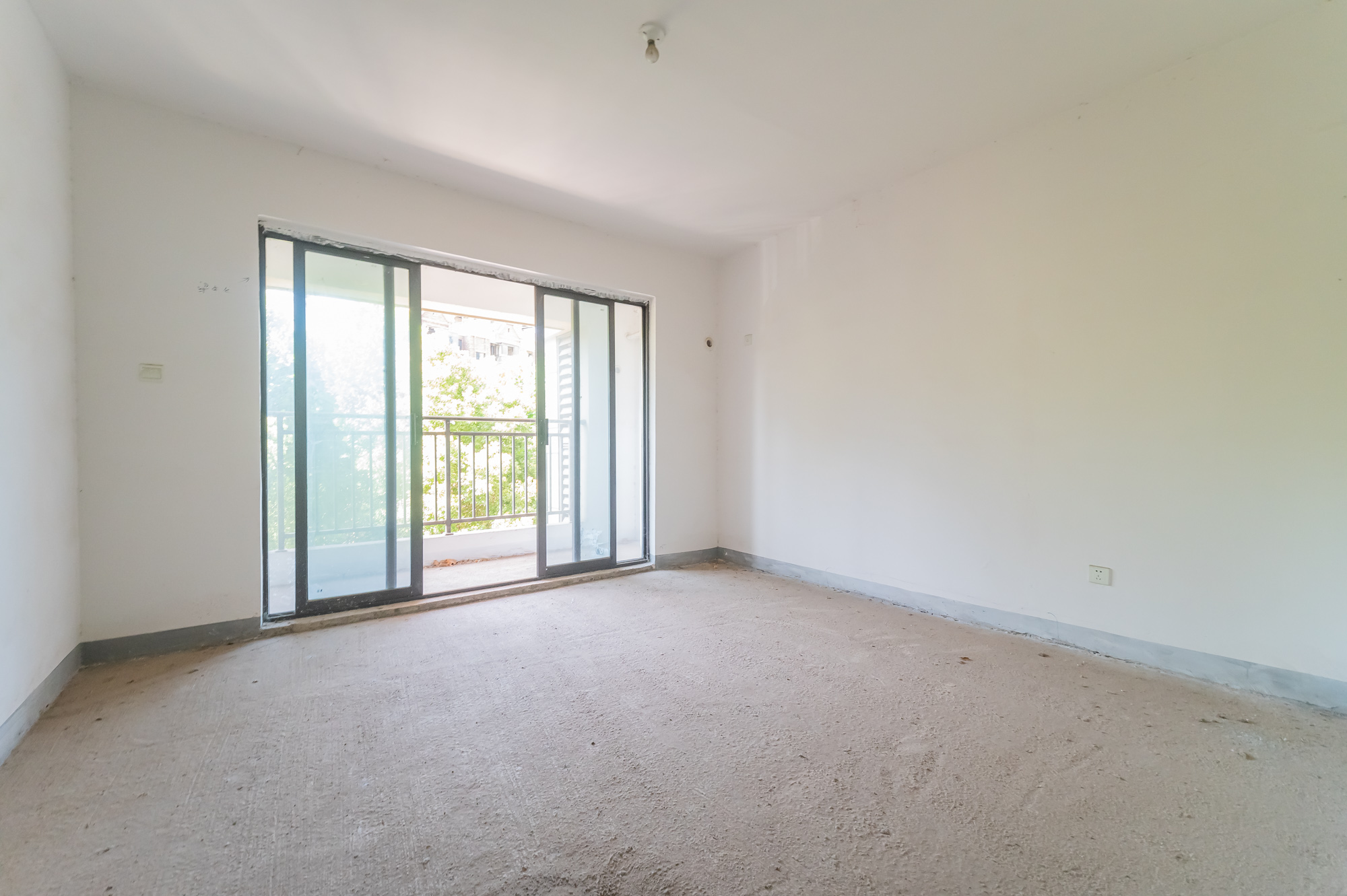 星湖湾一期高层 4室2厅2卫 109.00万 星湖湾一期高层 4室2厅2卫 109.00万卧室