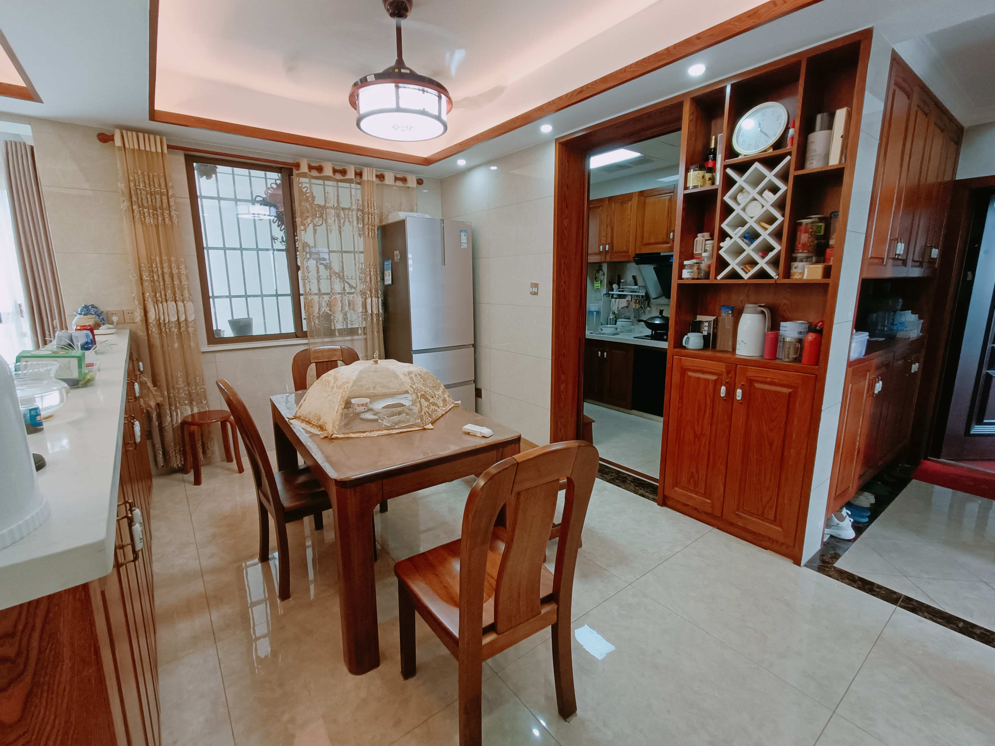 滨江花园 3室2厅2卫 120.0万 滨江花园 3室2厅2卫 120.0万室内图