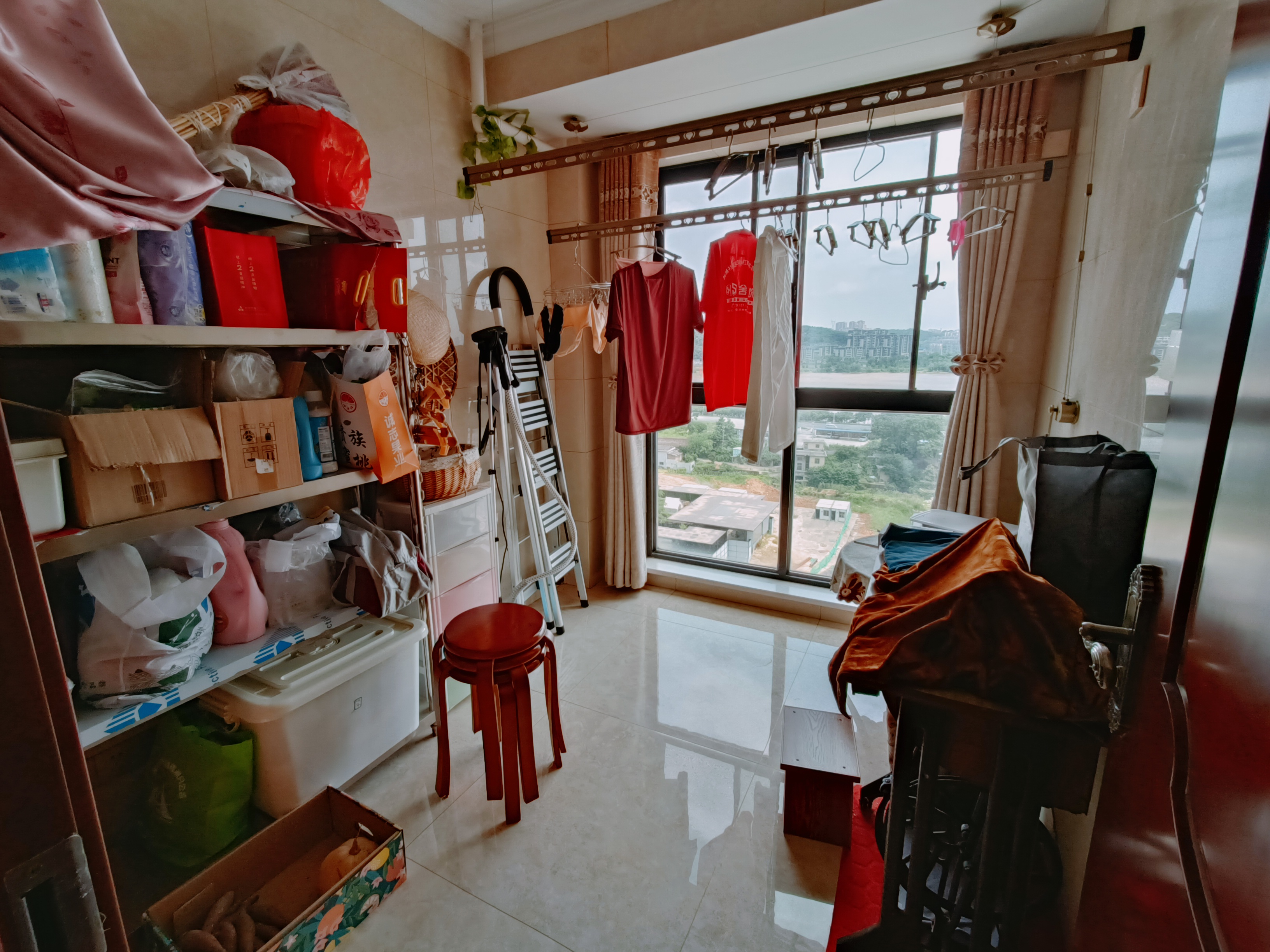 滨江花园 3室2厅2卫 120.0万 滨江花园 3室2厅2卫 120.0万室内图