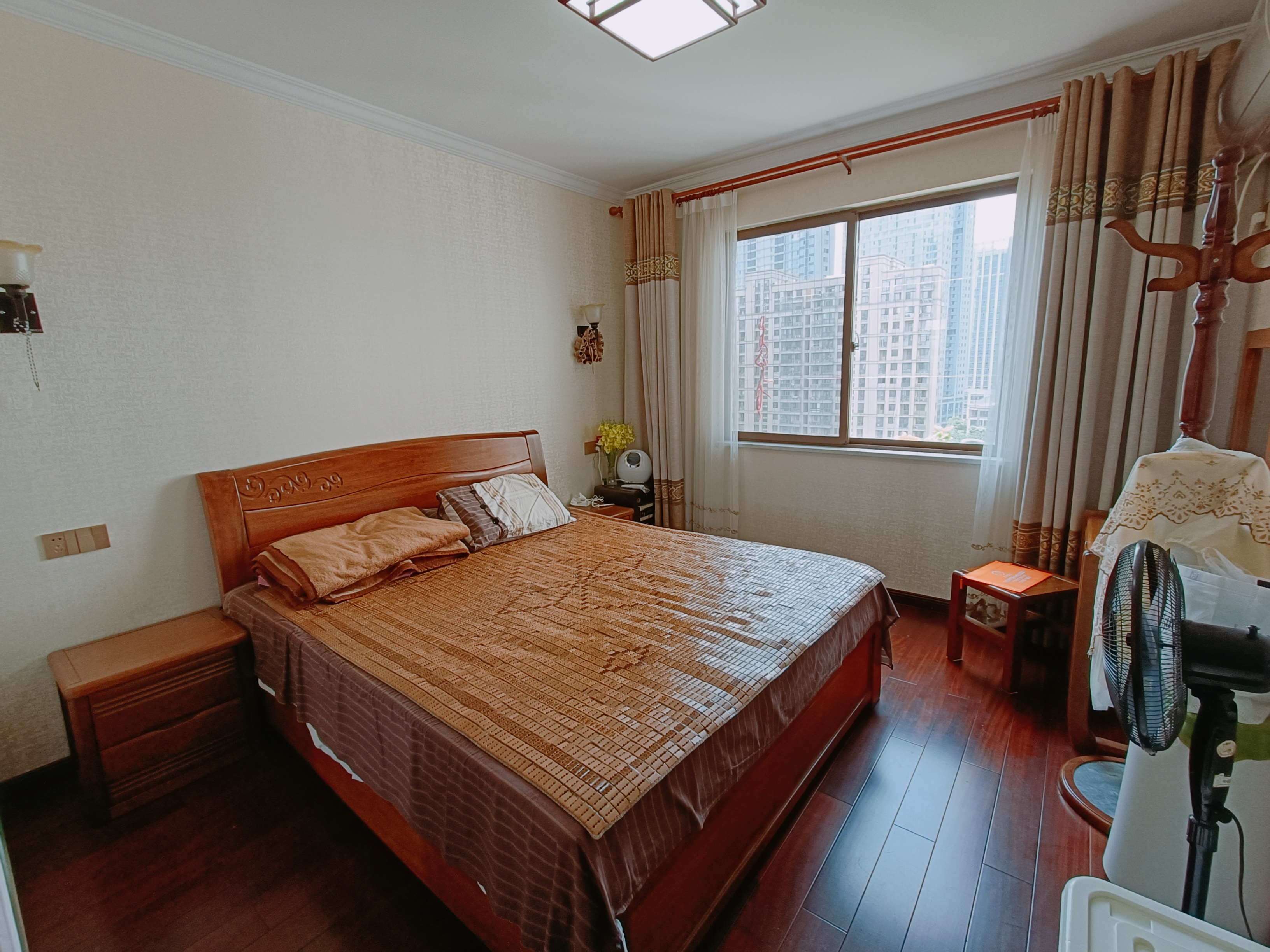 滨江花园 3室2厅2卫 120.0万 滨江花园 3室2厅2卫 120.0万室内图