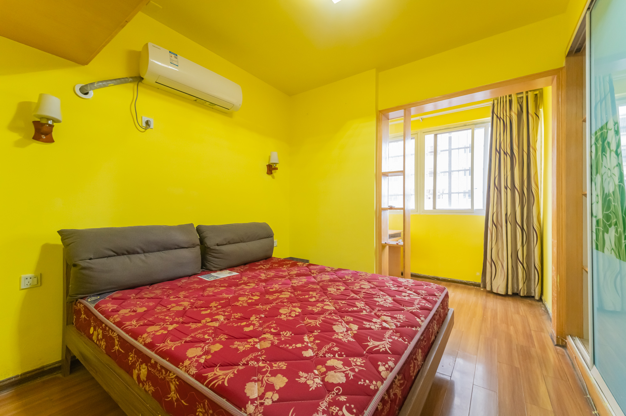 锦璨家园  2室2厅1卫    45.0万 锦璨家园  2室2厅1卫    45.0万卧室