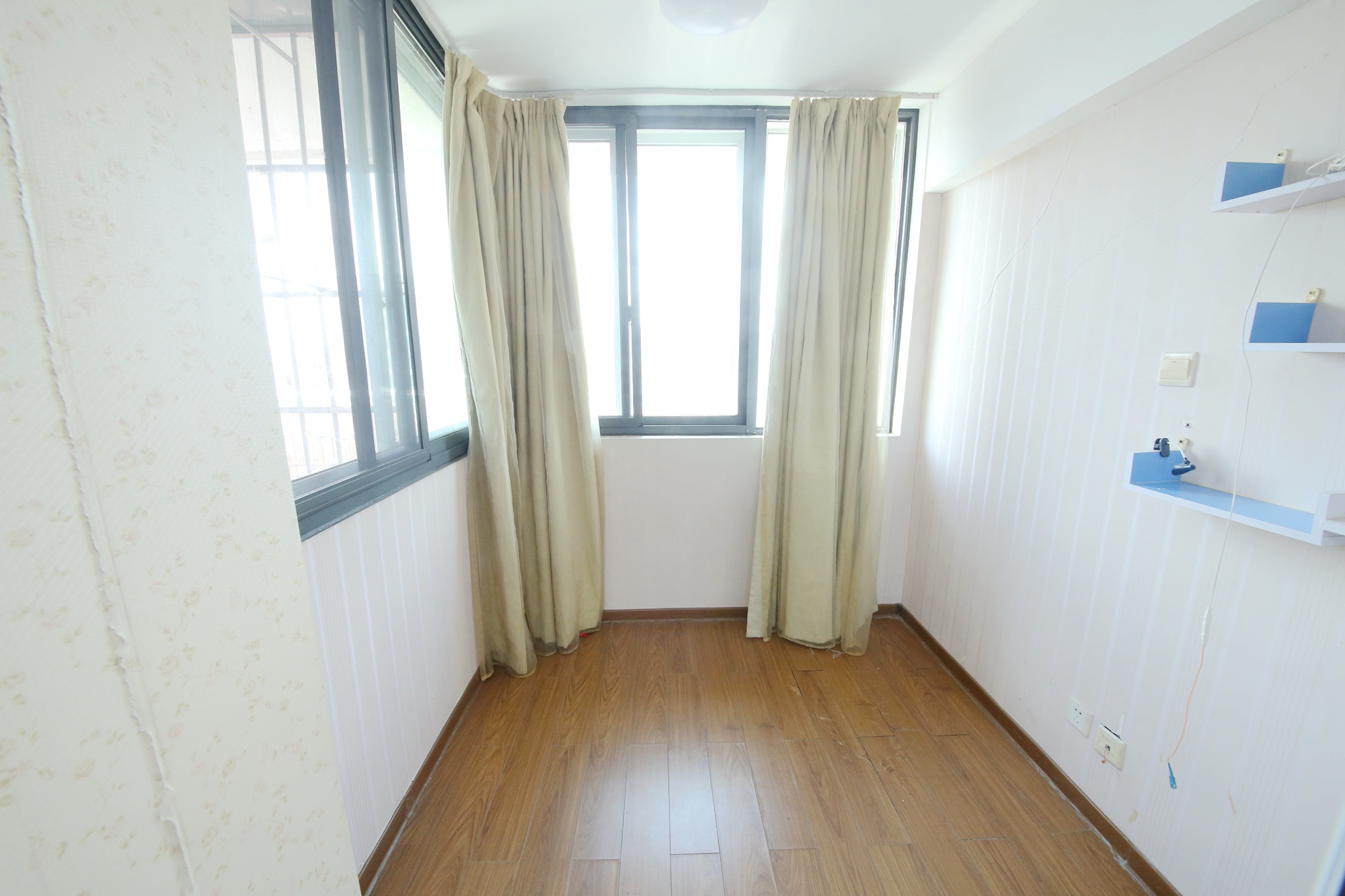 新国际（森和大厦）  1室1厅1卫   45.00万阳台