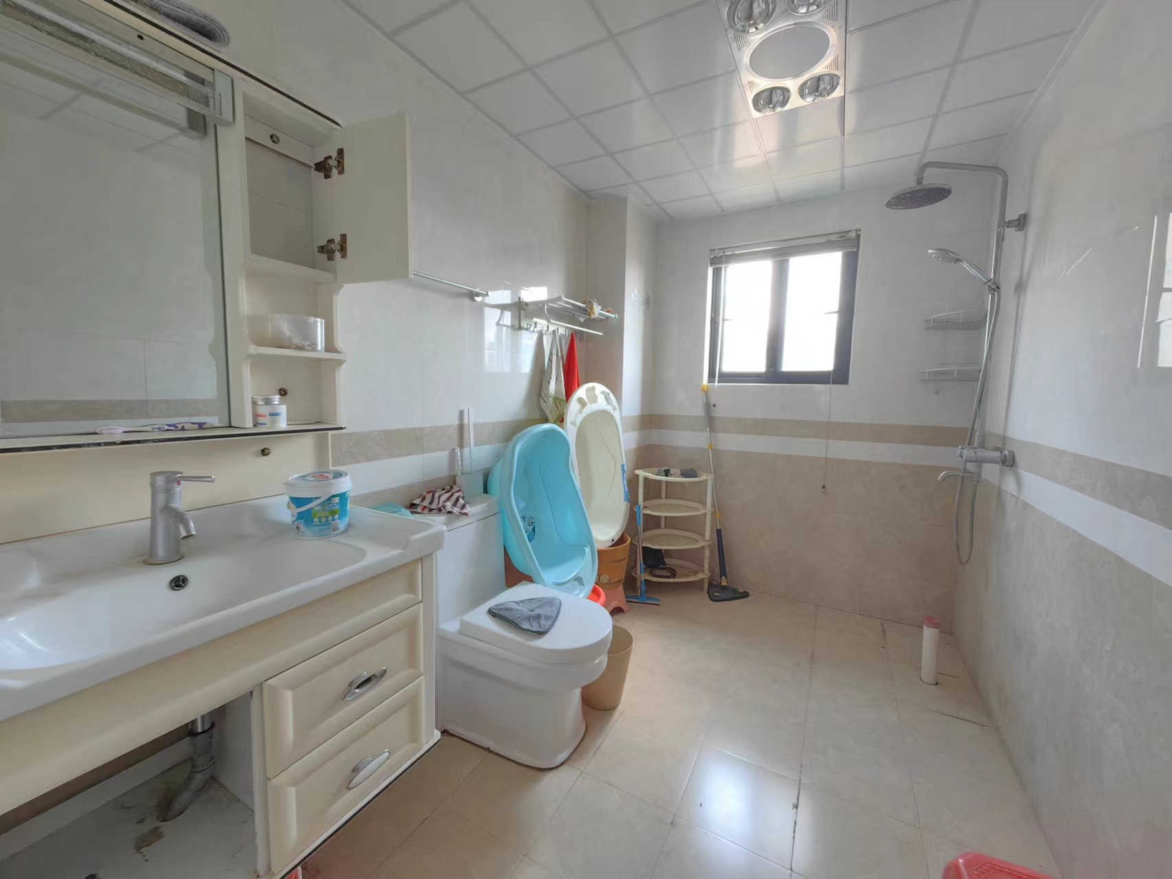 康桥美郡 4室2厅2卫 98.0万 康桥美郡 4室2厅2卫 98.0万室内图