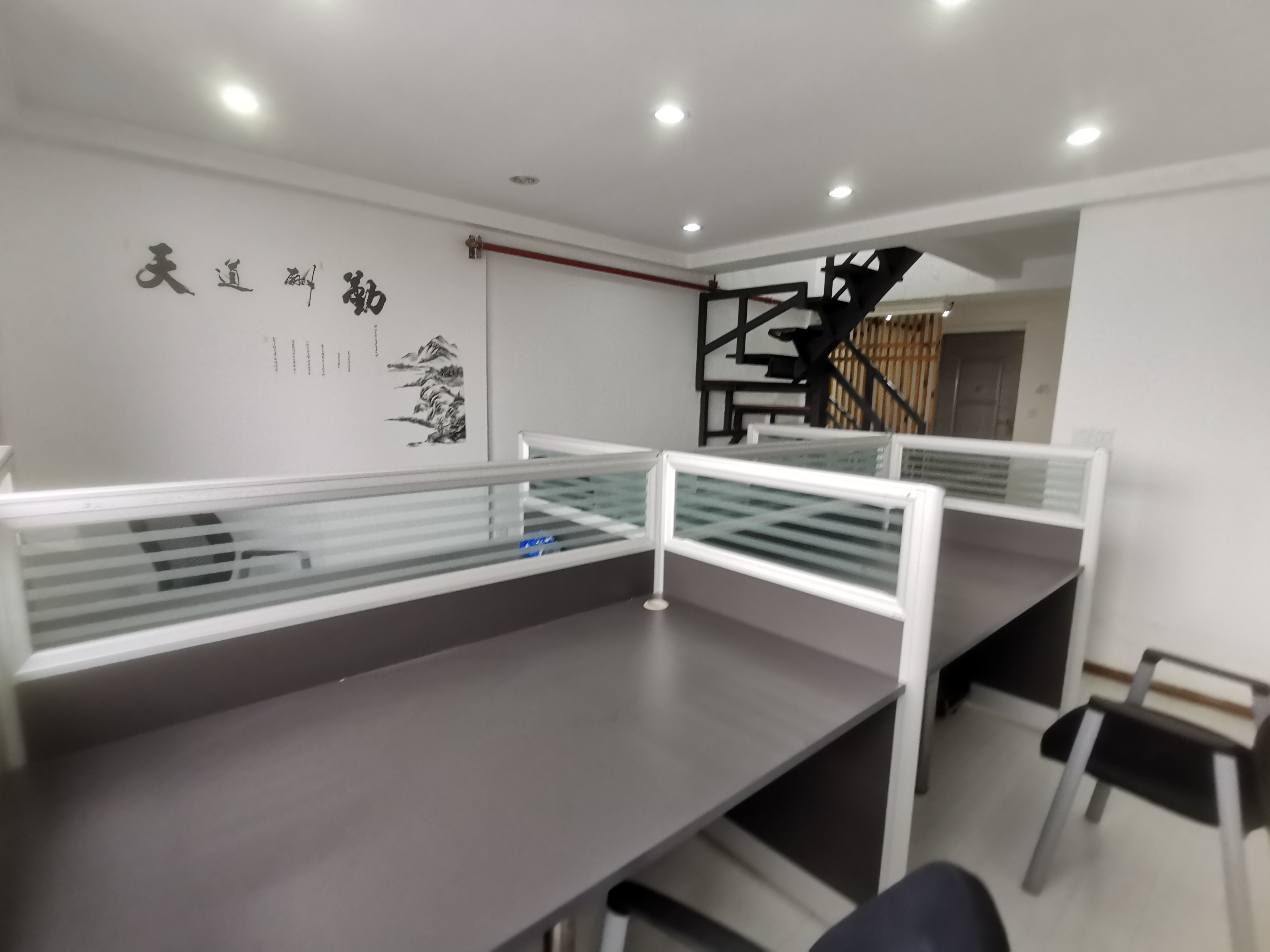 中天会展城SOHO公寓  1室1厅1卫   3200.00元/月室内图