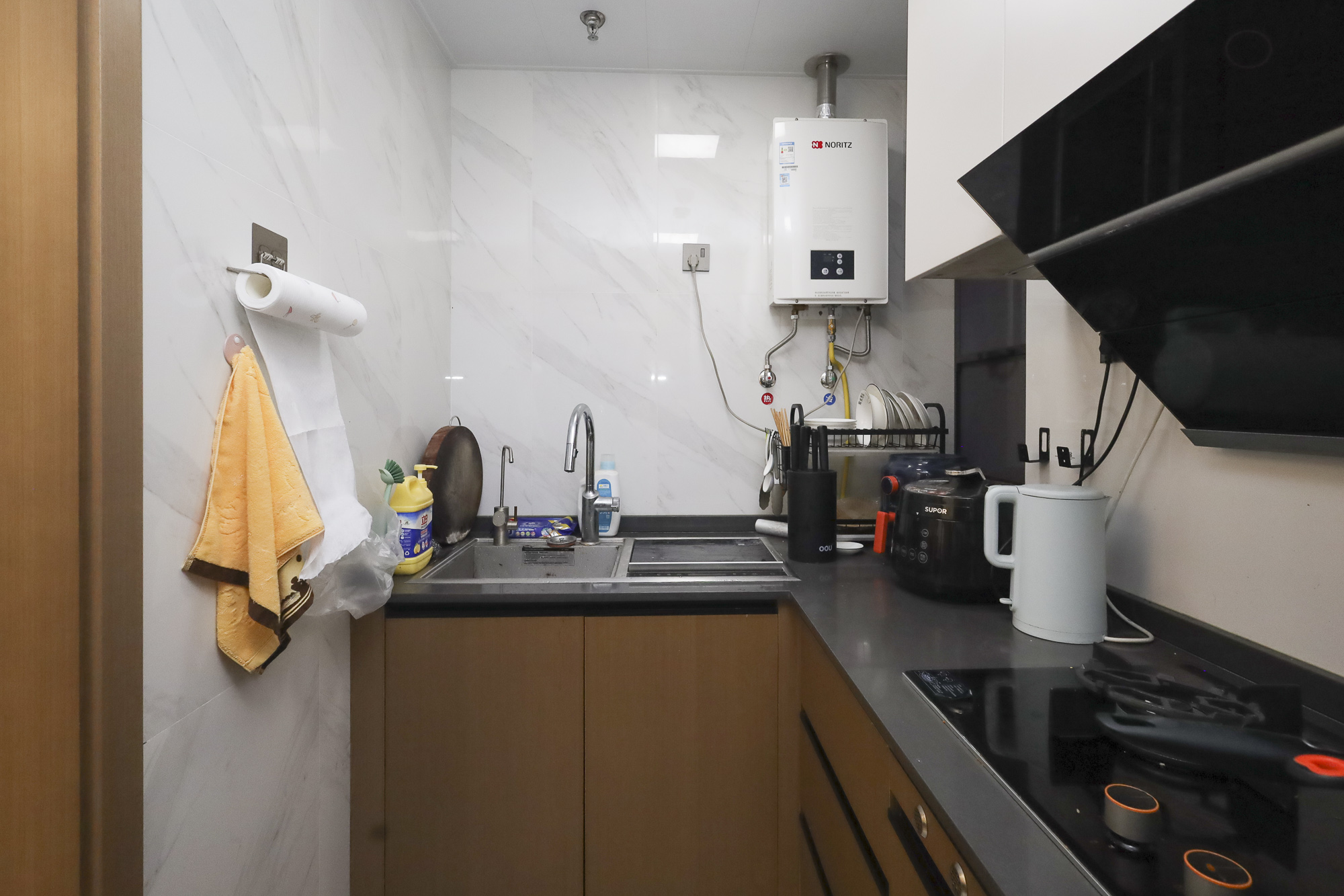 万科里金域国际  3室2厅1卫    170.0万 万科里金域国际  3室2厅1卫    170.0万厨房