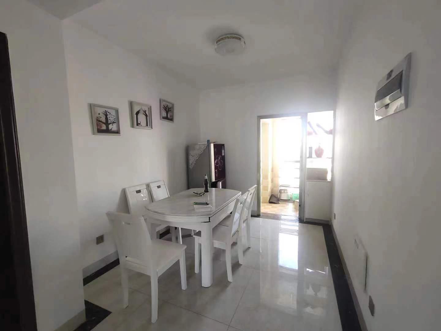 春藤小镇 3室2厅2卫 97.8万 春藤小镇 3室2厅2卫 97.8万室内图