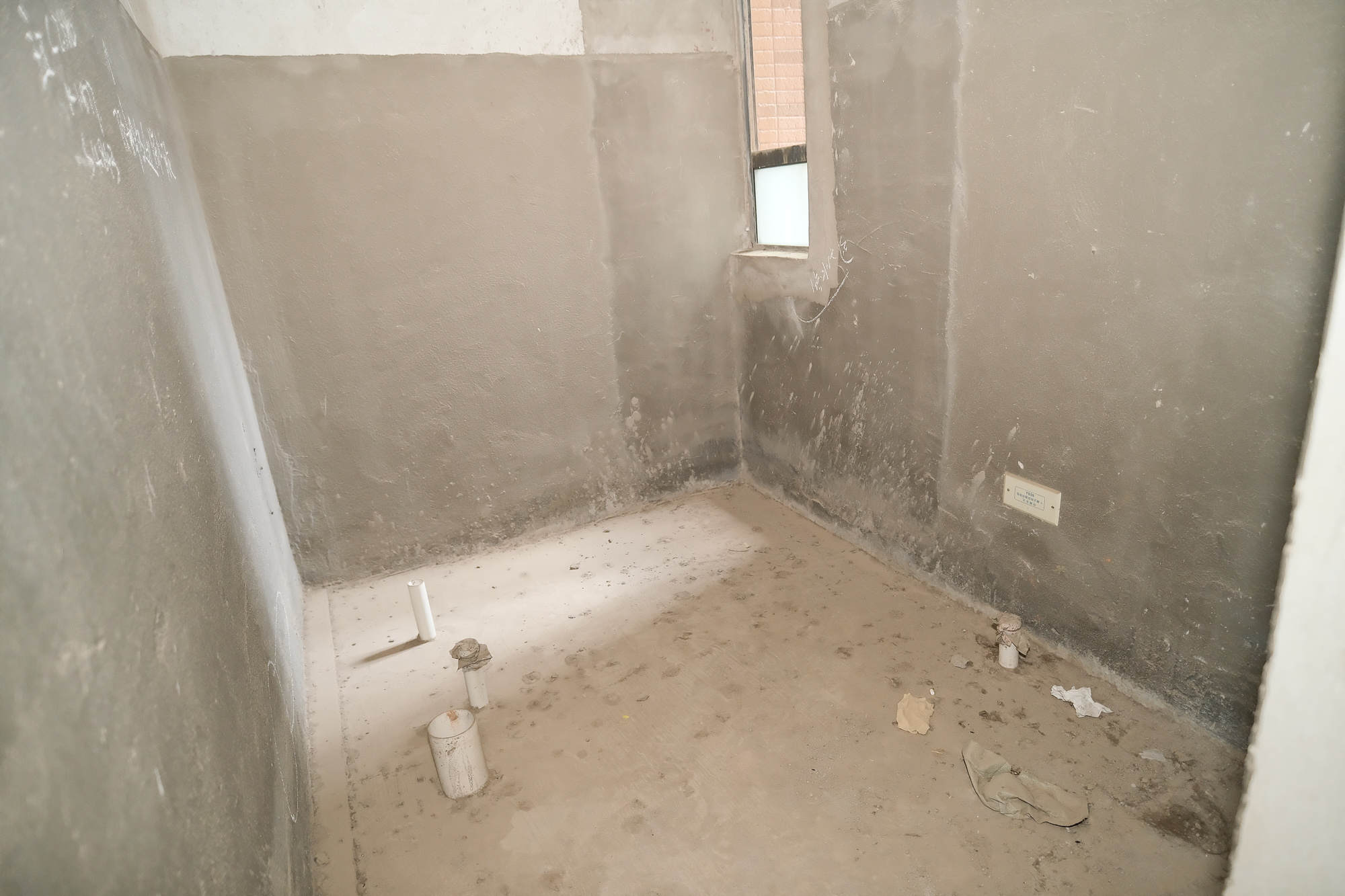 三一街区  4室2厅2卫    85.8万 三一街区  4室2厅2卫    85.8万卫生间