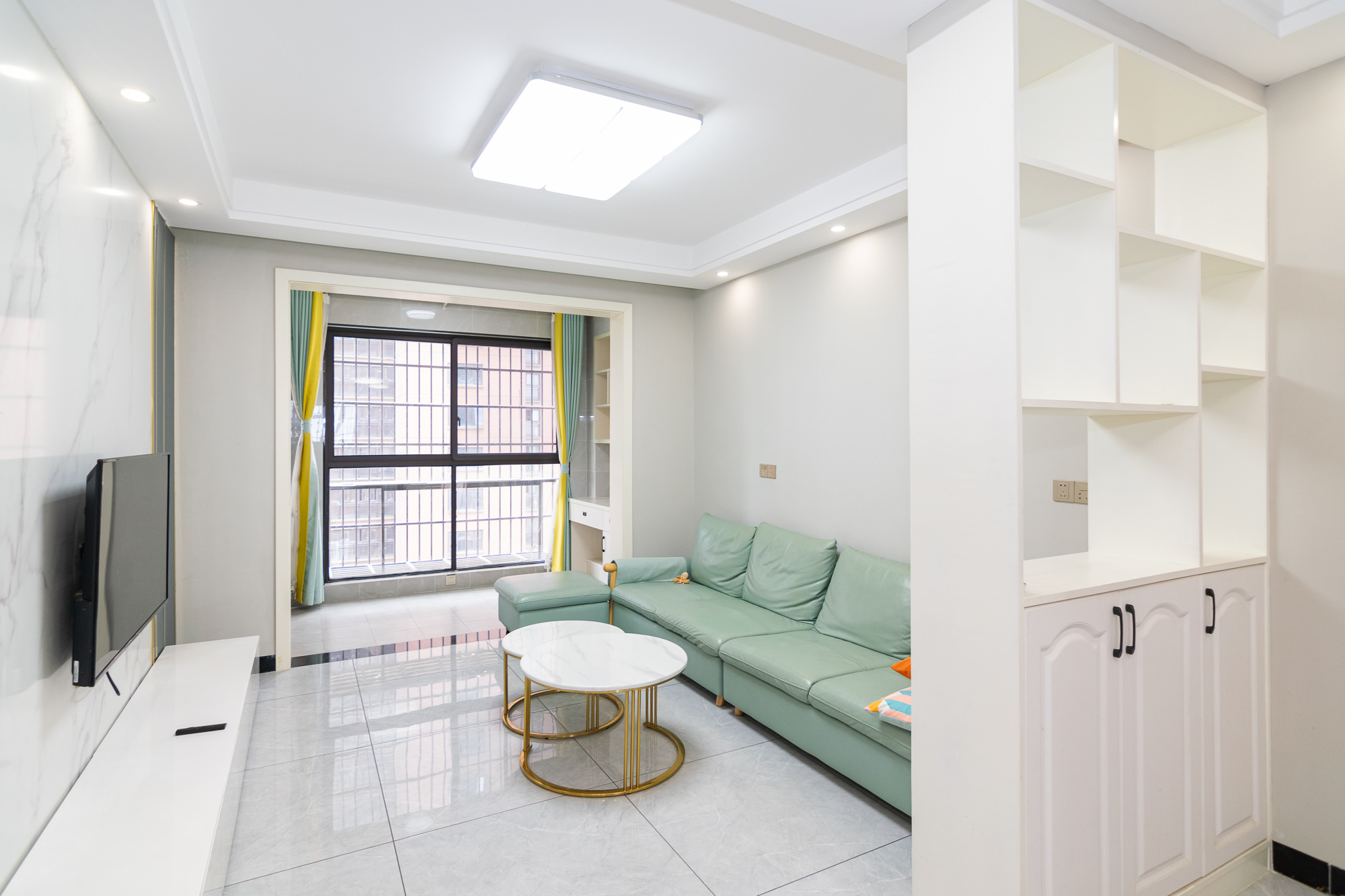 新城国际花都 3室2厅1卫 81.0万 新城国际花都 3室2厅1卫 81.0万客厅