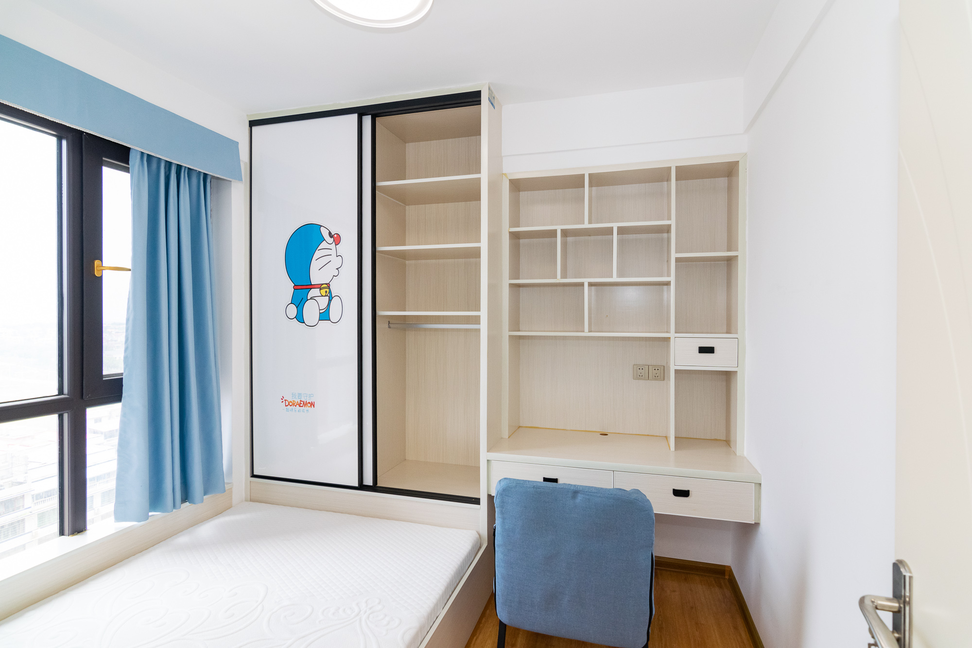 新城国际花都 3室2厅1卫 81.0万 新城国际花都 3室2厅1卫 81.0万卧室